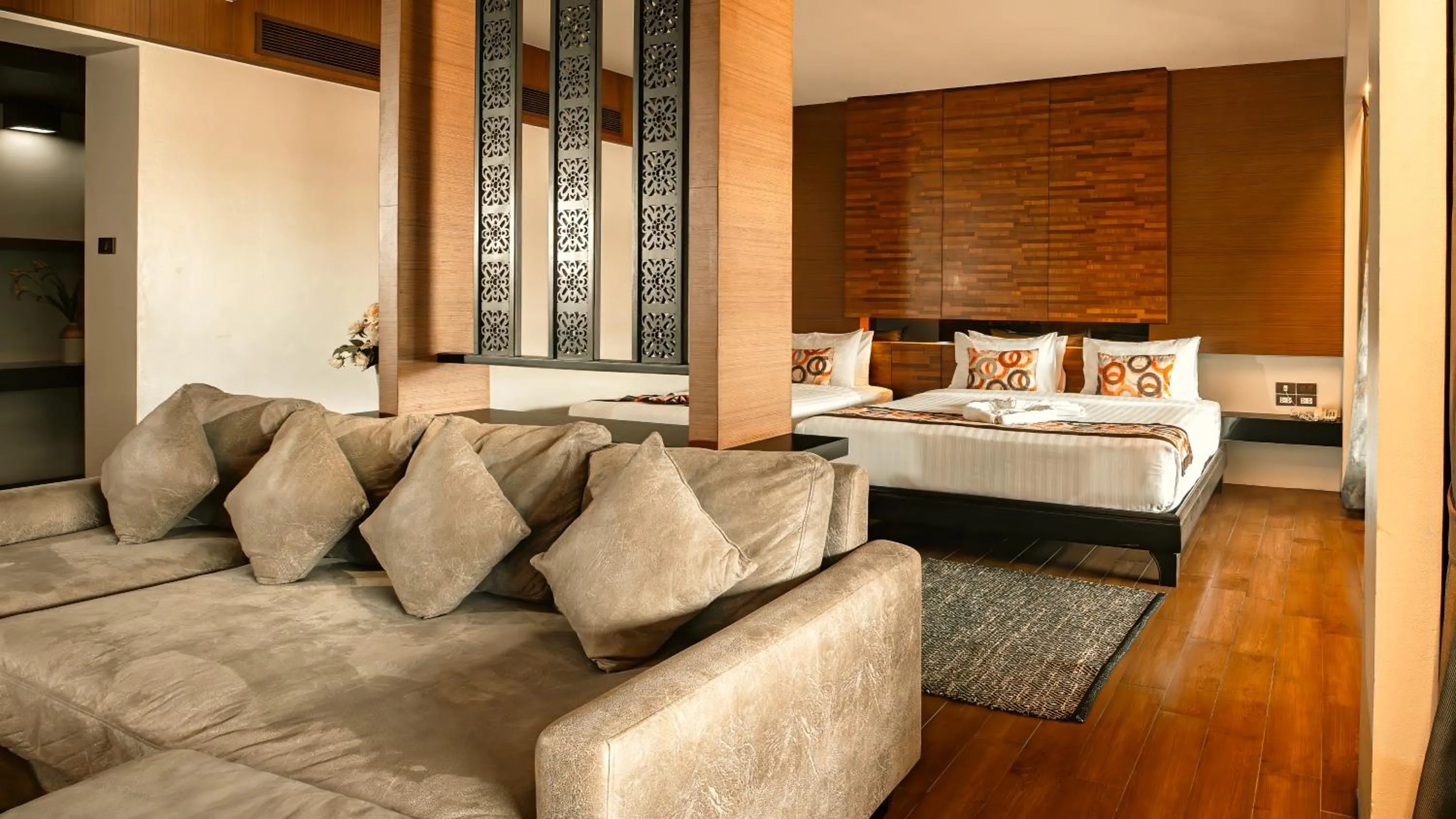 Bed in Am Samui Palace