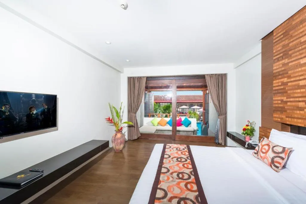 Bed in Am Samui Palace