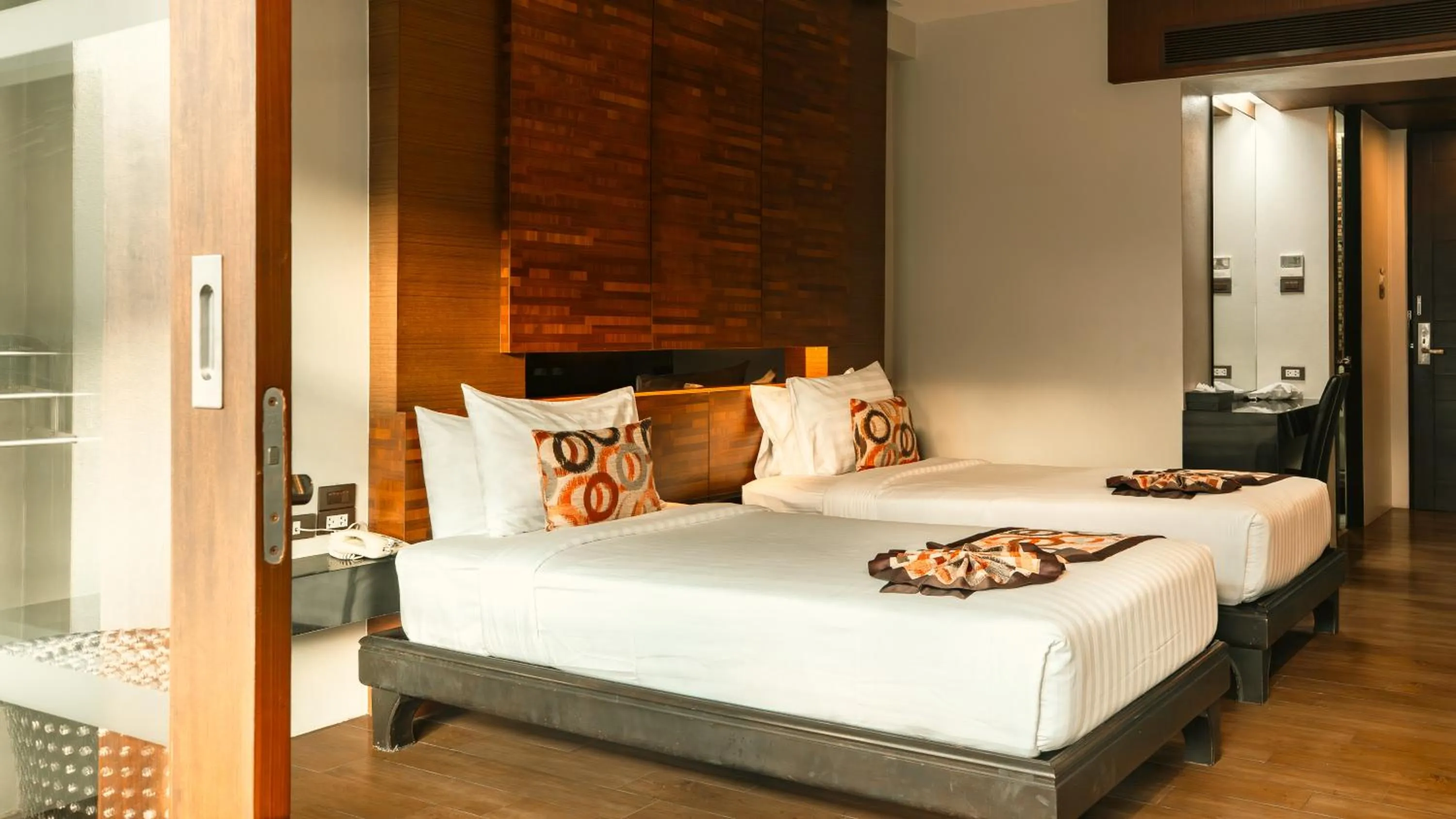 Bed in Am Samui Palace