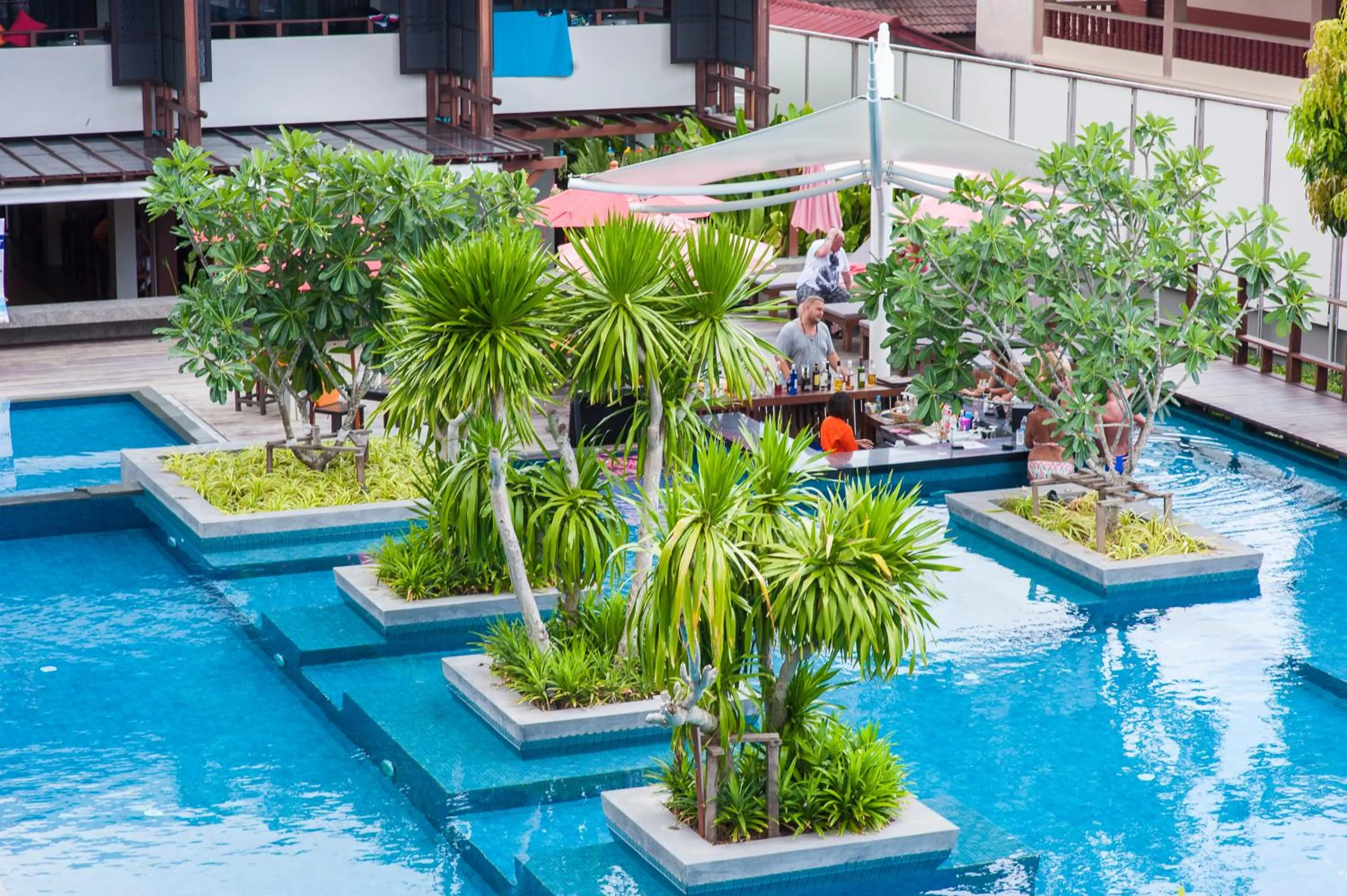 Swimming pool in Am Samui Palace