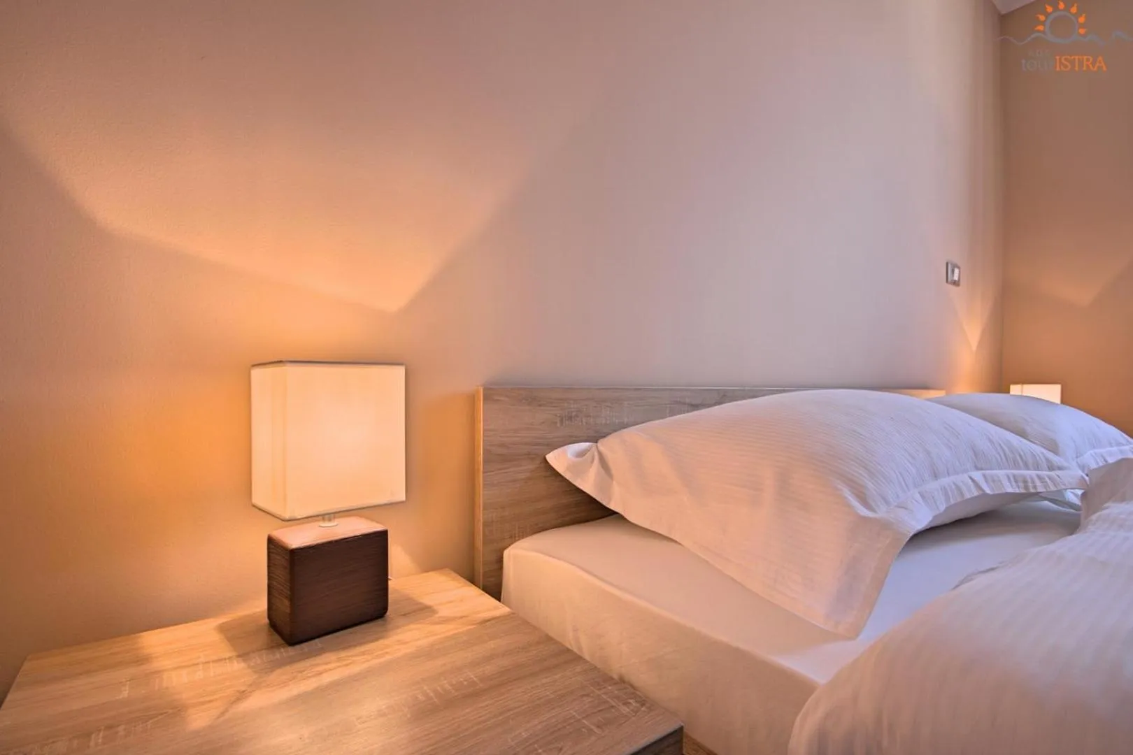 Bed in Rotonda Inn Novigrad