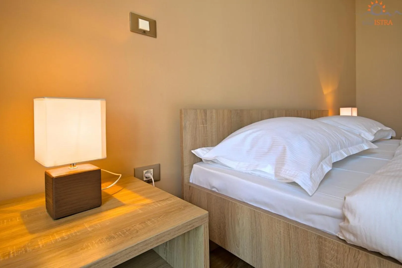 Bed in Rotonda Inn Novigrad