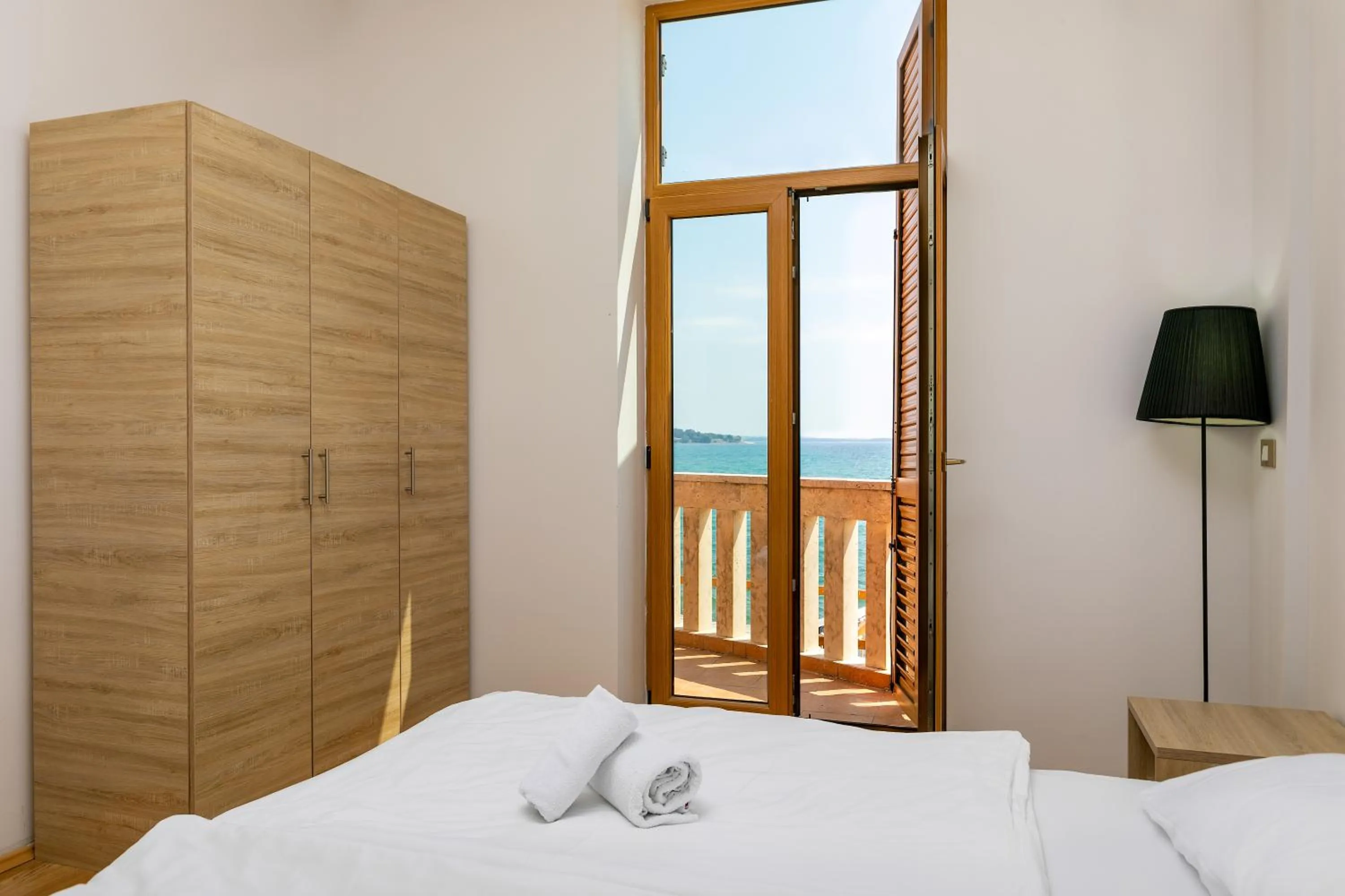 Bedroom, Bed in Rotonda Inn Novigrad