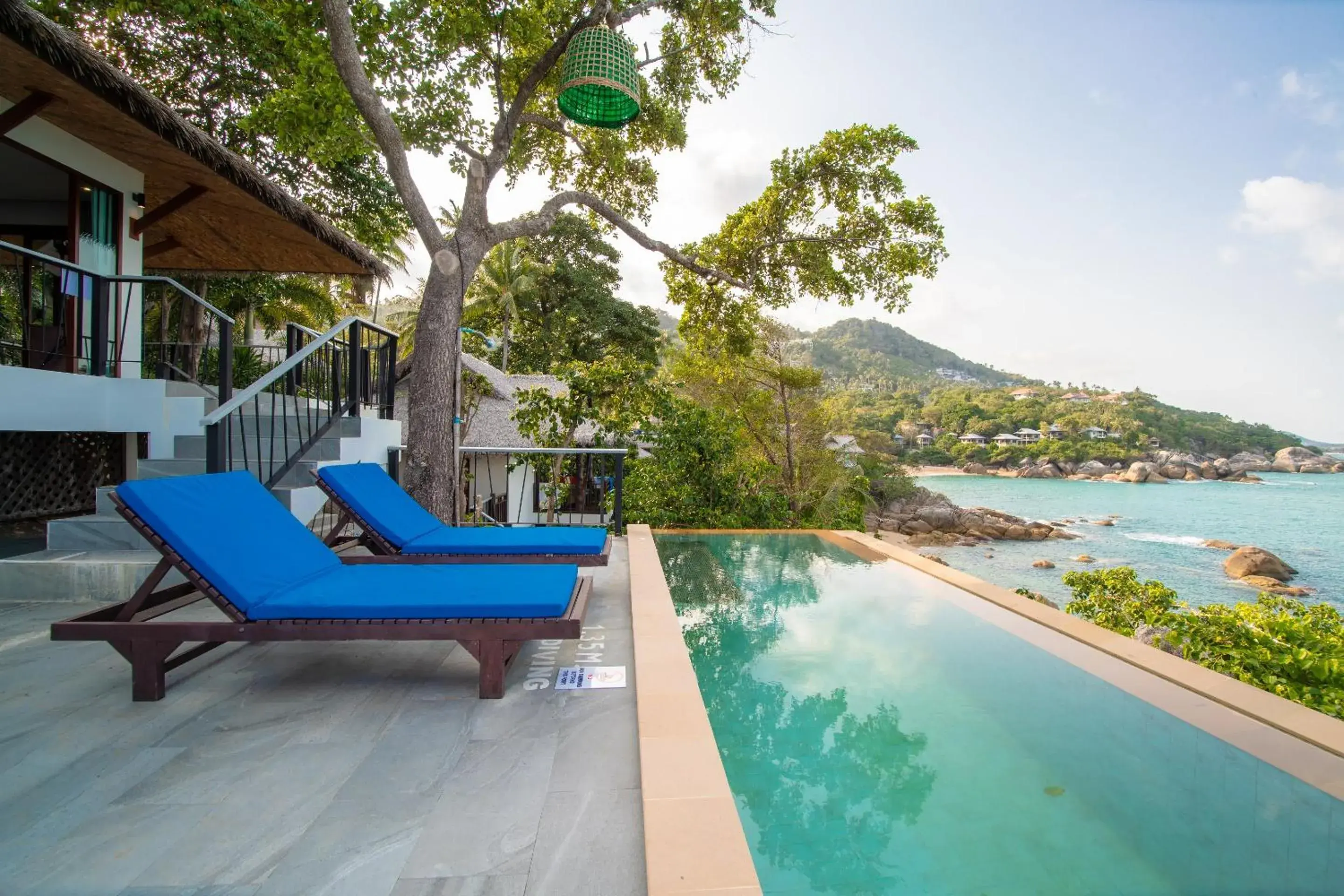 Swimming pool in Coral Cliff Beach Resort Samui - SHA Plus Swimming pool in Coral Cliff Beach Resort Samui - SHA Plus