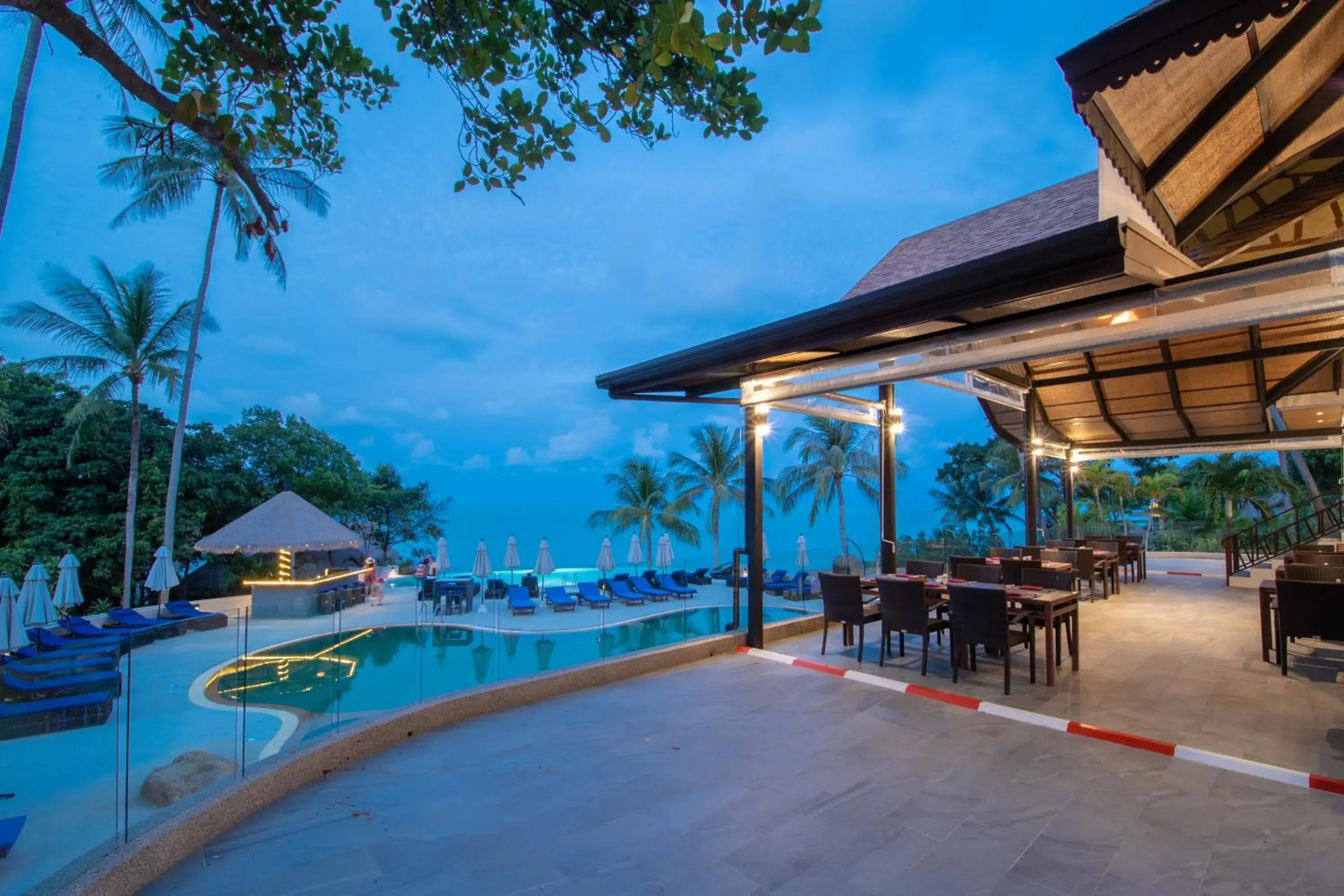 Restaurant/places to eat in Coral Cliff Beach Resort Samui - SHA Plus Restaurant/places to eat in Coral Cliff Beach Resort Samui - SHA Plus