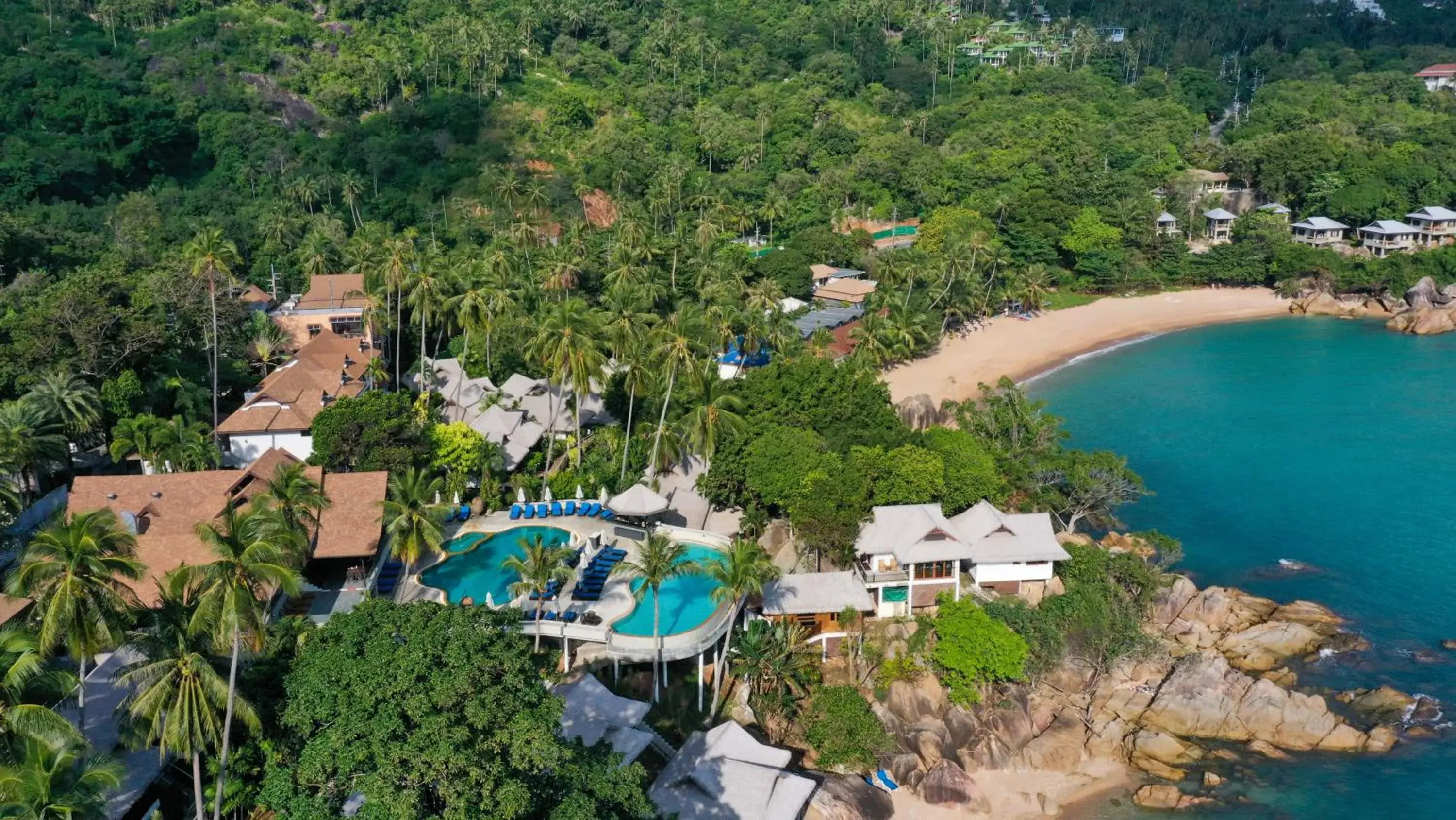 Bird's eye view in Coral Cliff Beach Resort Samui - SHA Plus Bird's eye view in Coral Cliff Beach Resort Samui - SHA Plus