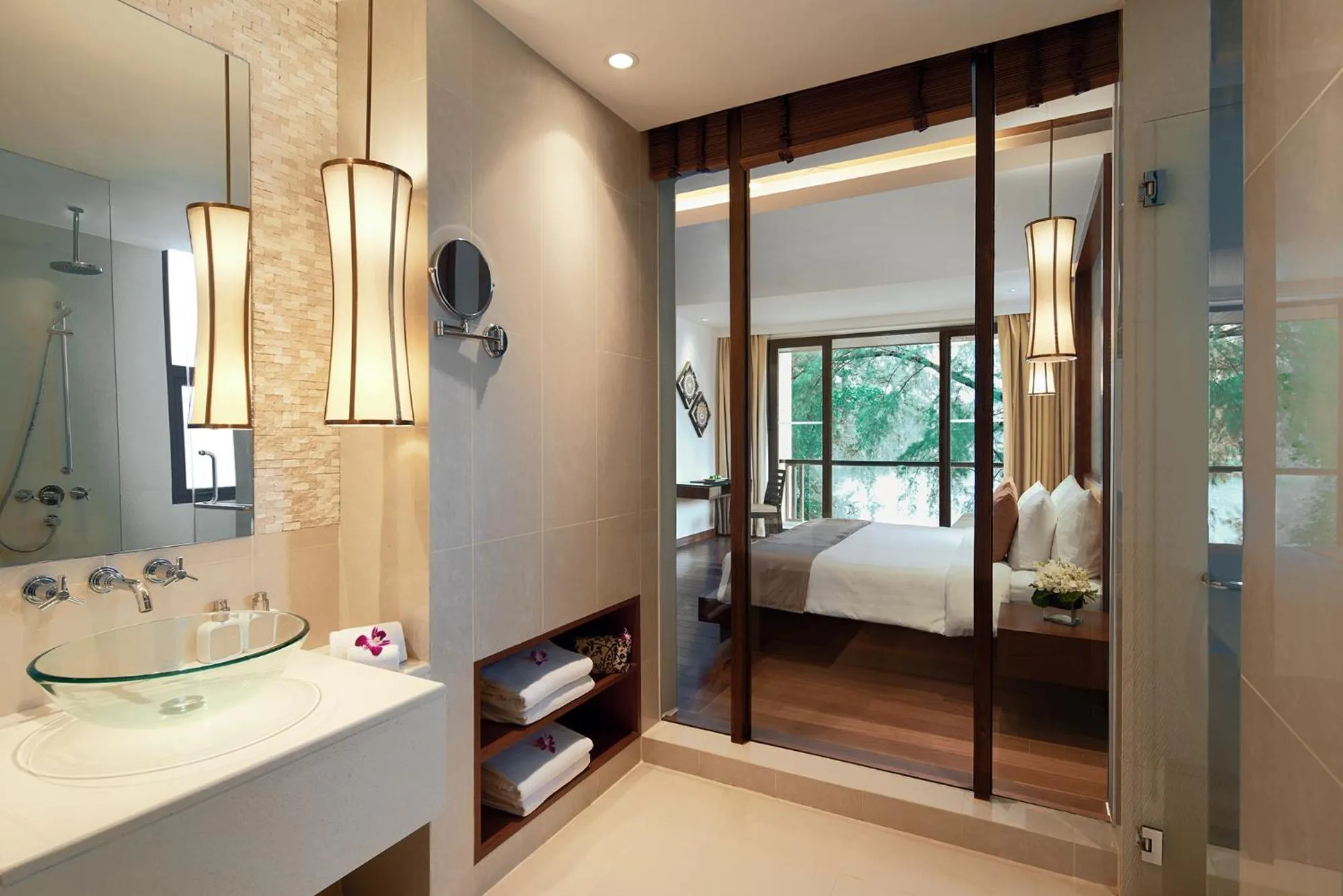 Bedroom, Bed in Mövenpick Resort Bangtao Beach Phuket