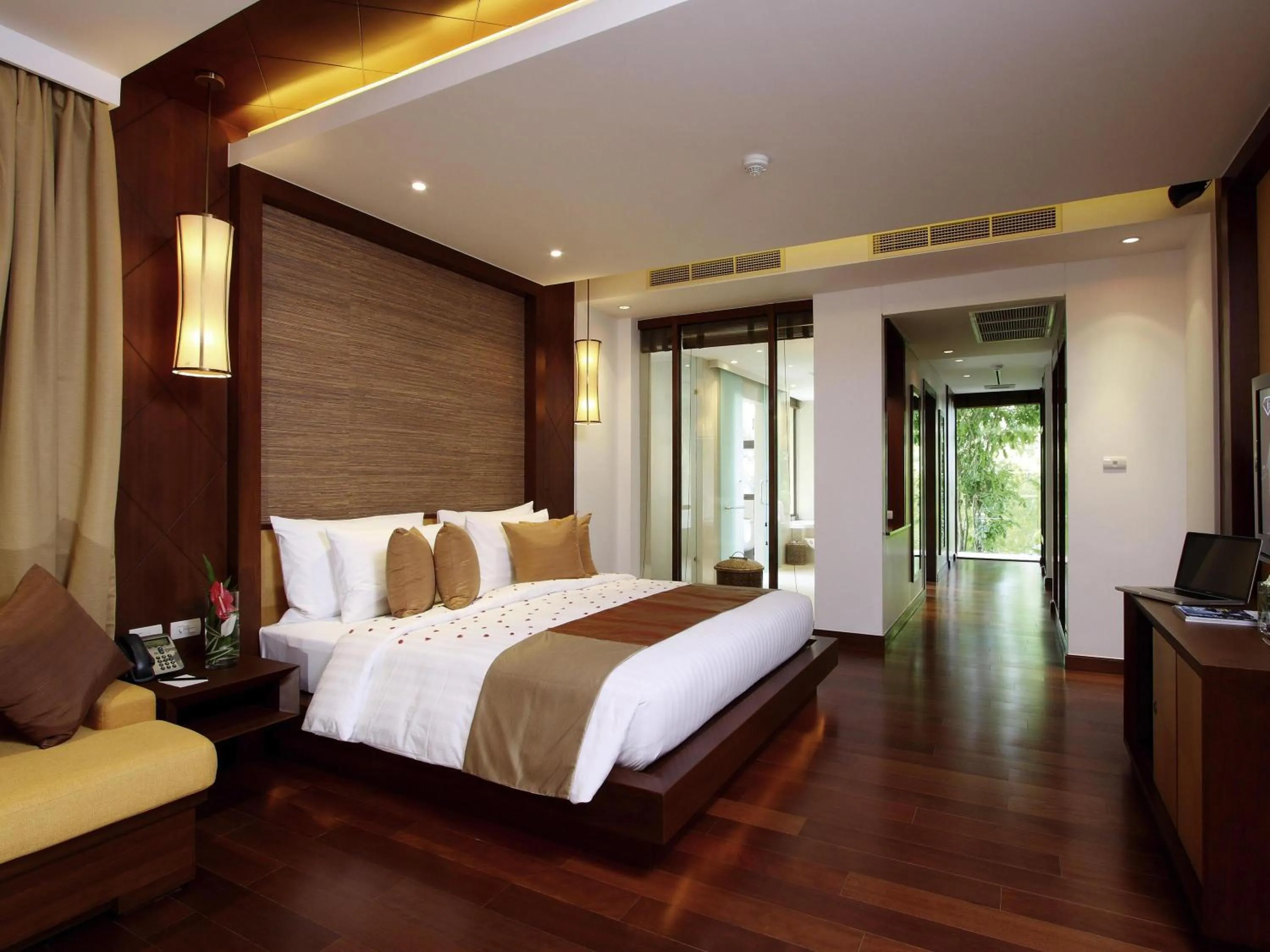 Bedroom, Bed in Mövenpick Resort Bangtao Beach Phuket