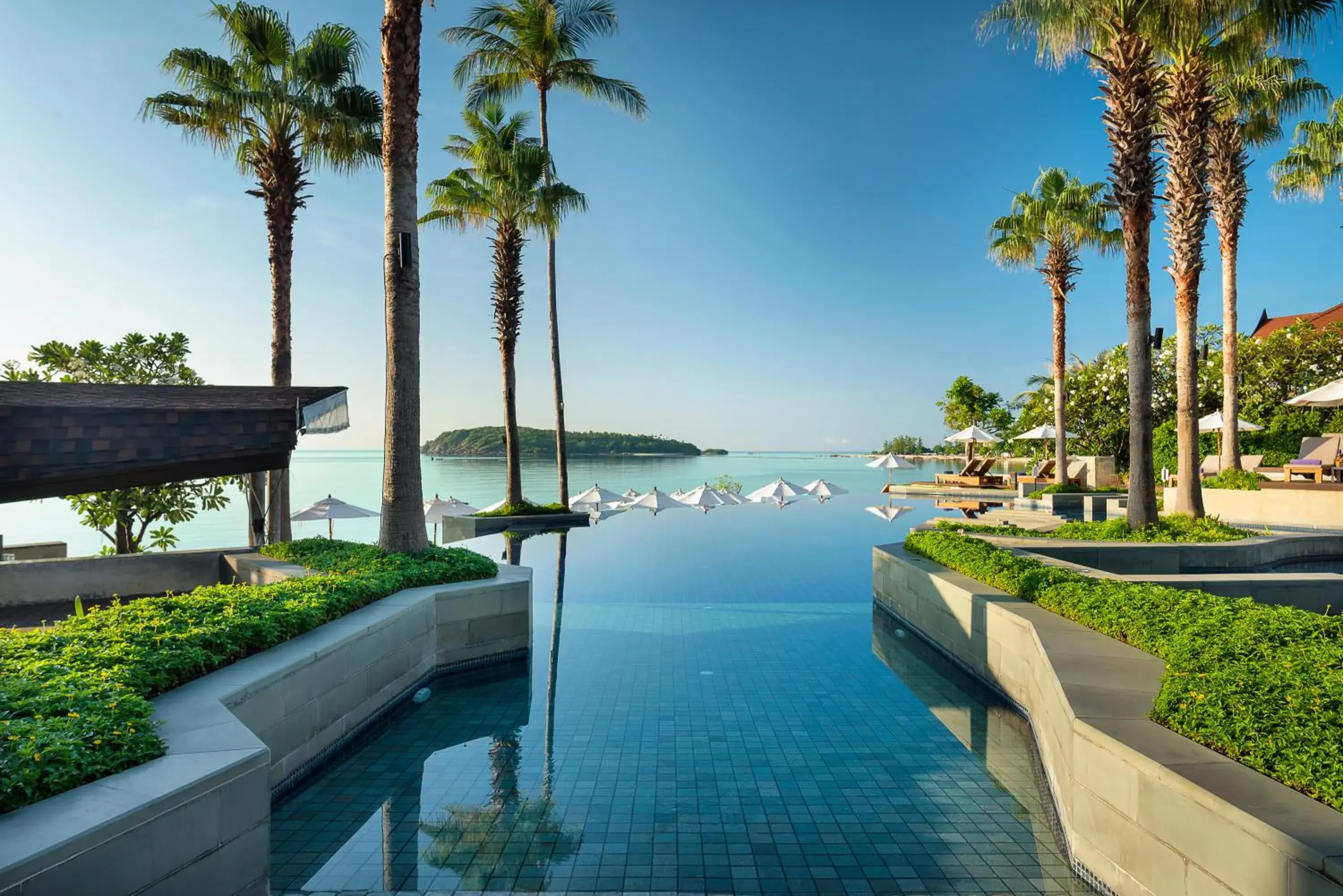 Pool view in Nora Buri Resort & Spa - SHA Extra Plus Pool view in Nora Buri Resort & Spa - SHA Extra Plus