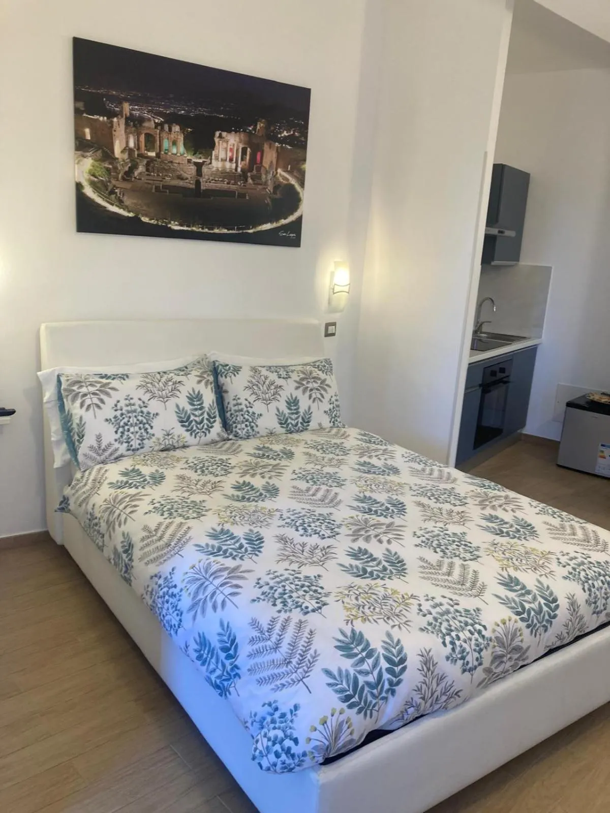 Elegant mini appartments Floridia close to the center private parking