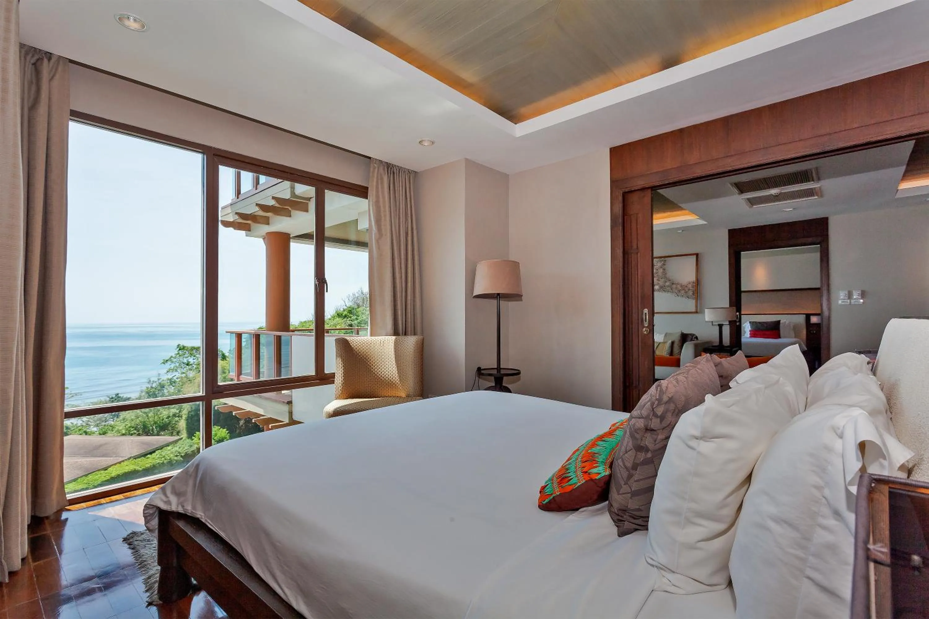 Bed in ShaSa Resort - Luxury Beachfront Suites