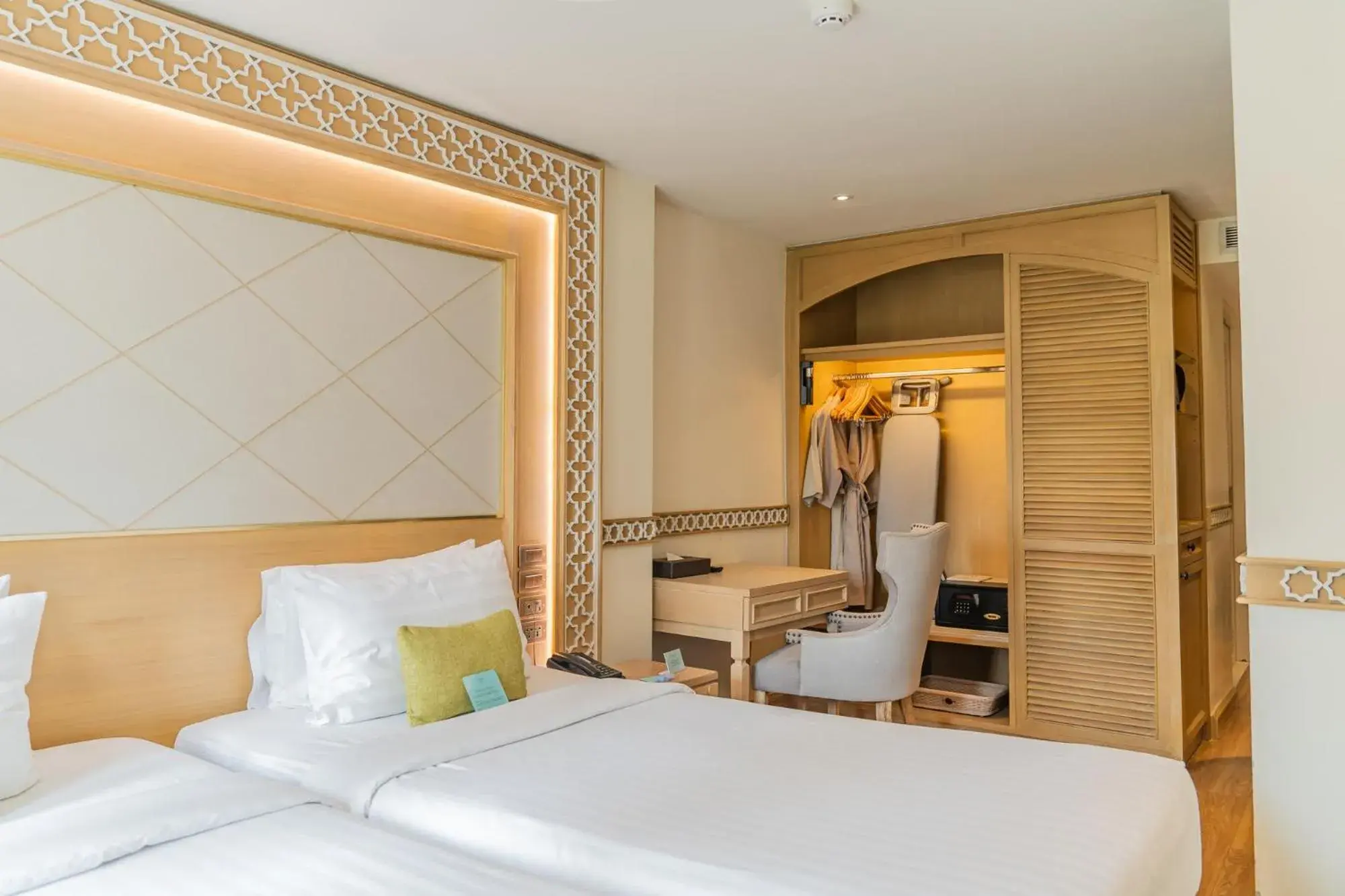 Seating area, Bed in La Petite Salil Sukhumvit Thonglor 1 Seating area, Bed in La Petite Salil Sukhumvit Thonglor 1