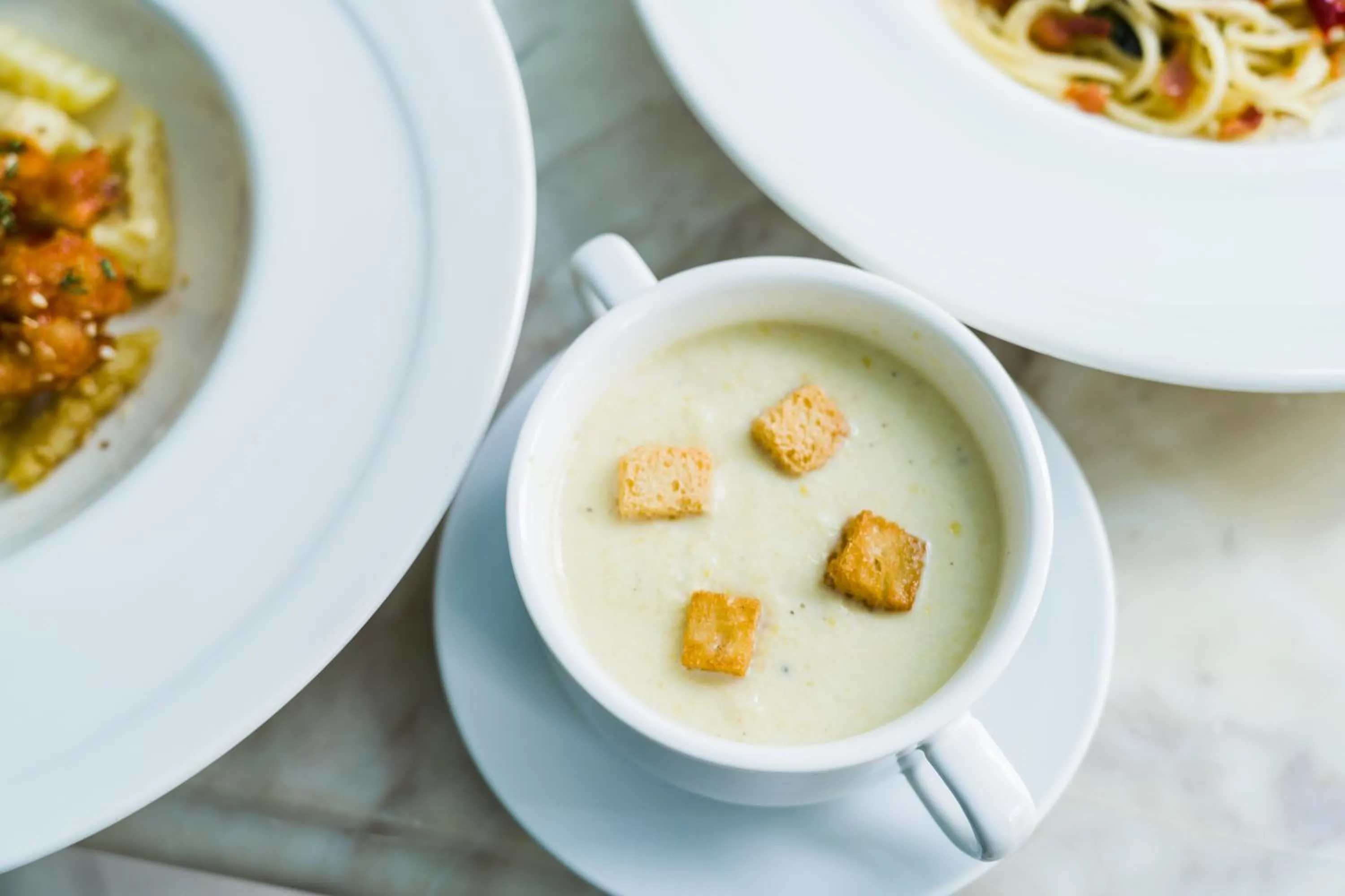 Restaurant/places to eat in La Petite Salil Sukhumvit Thonglor 1