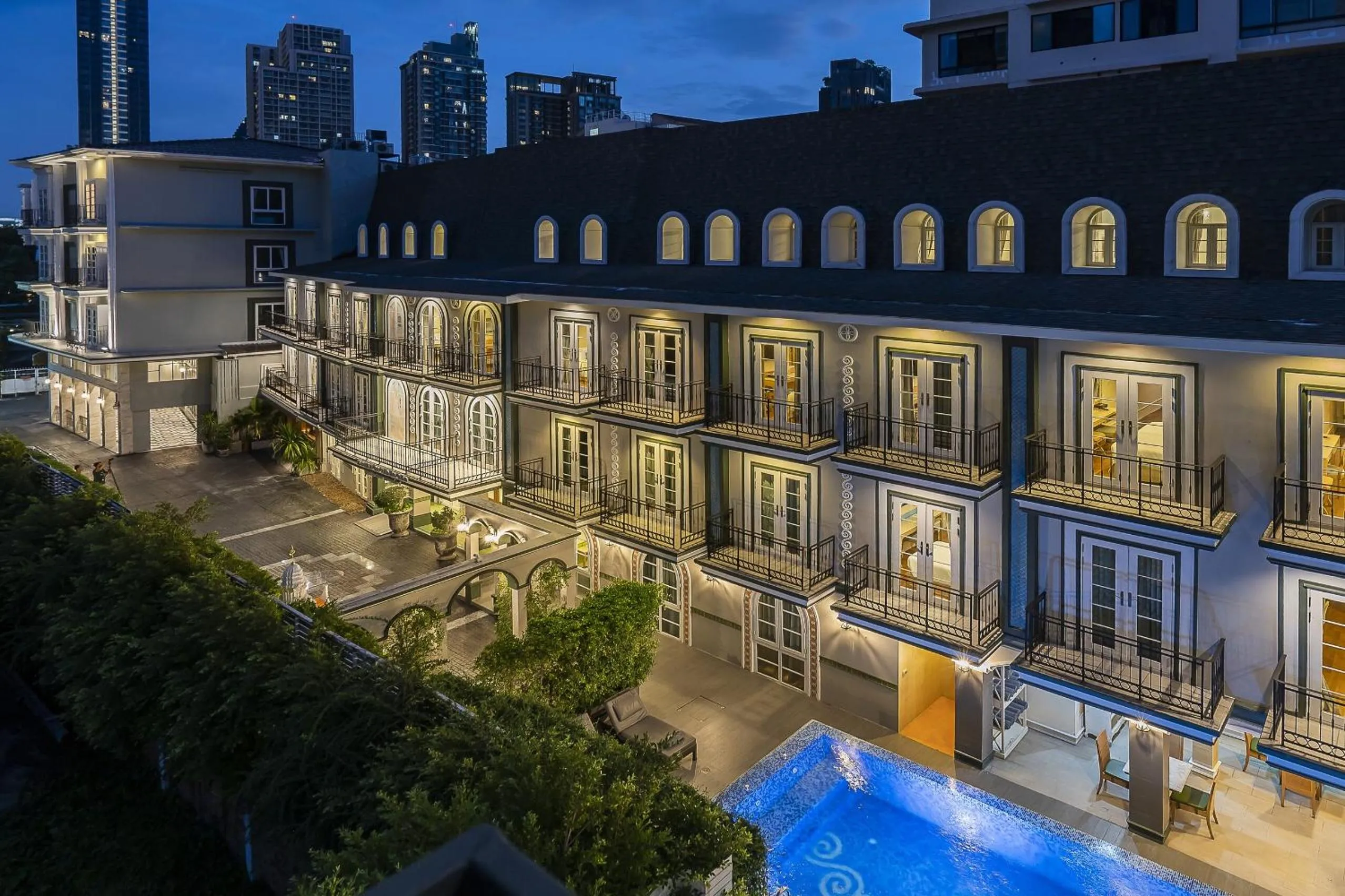 Property building in La Petite Salil Sukhumvit Thonglor 1