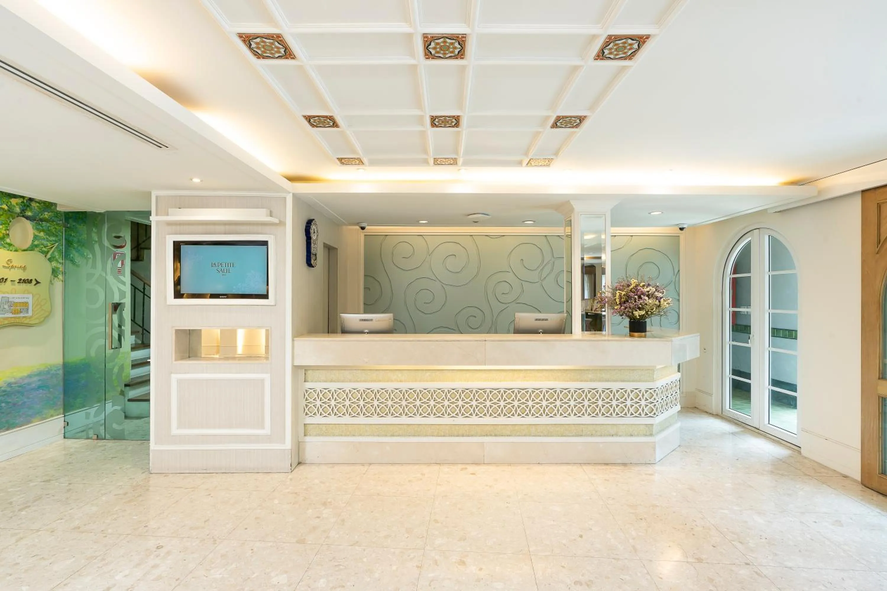 Lobby or reception in La Petite Salil Sukhumvit Thonglor 1