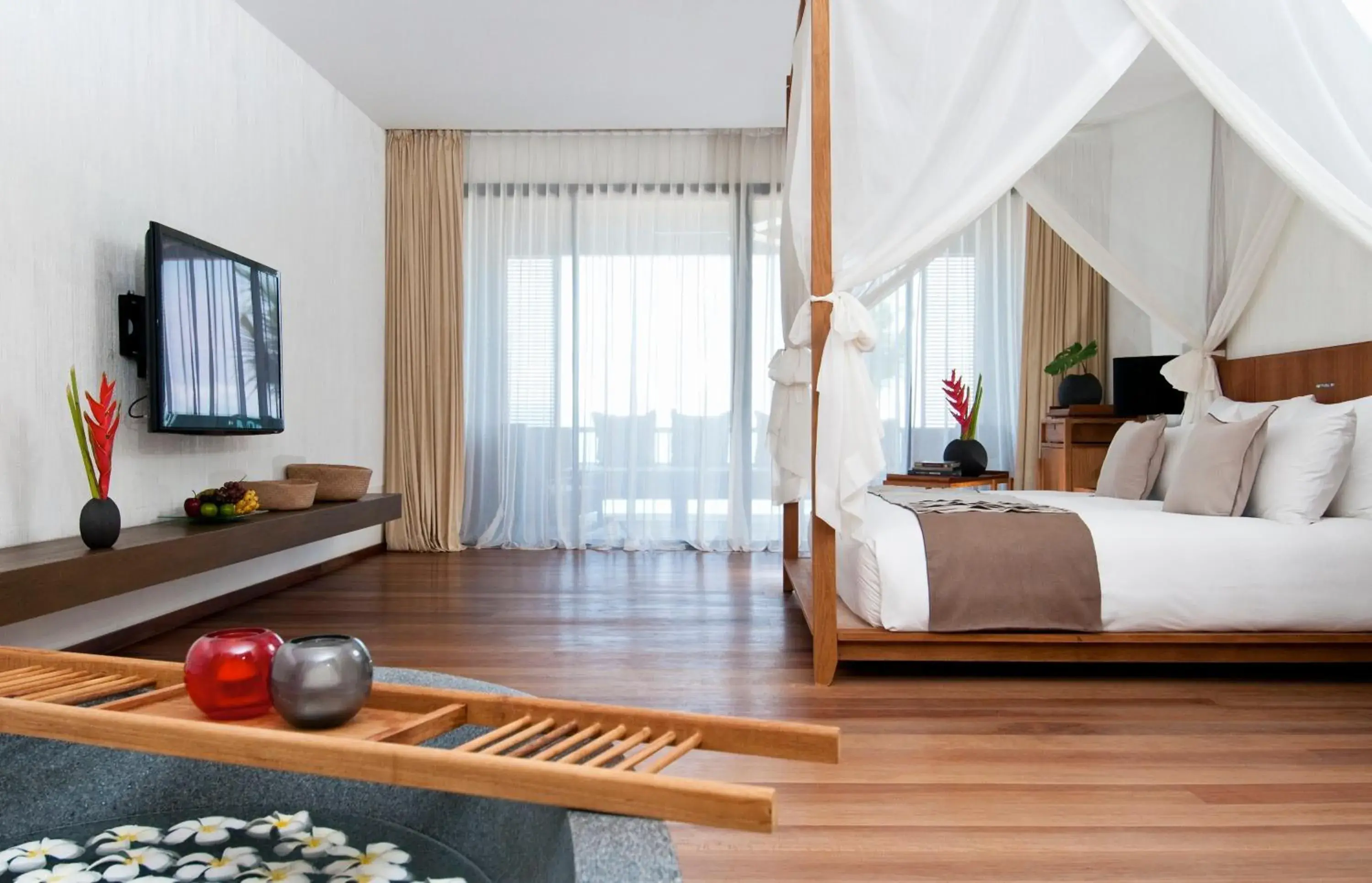 Photo of the whole room, Bed in Hansar Samui Resort & Spa - SHA Extra Plus Photo of the whole room, Bed in Hansar Samui Resort & Spa - SHA Extra Plus