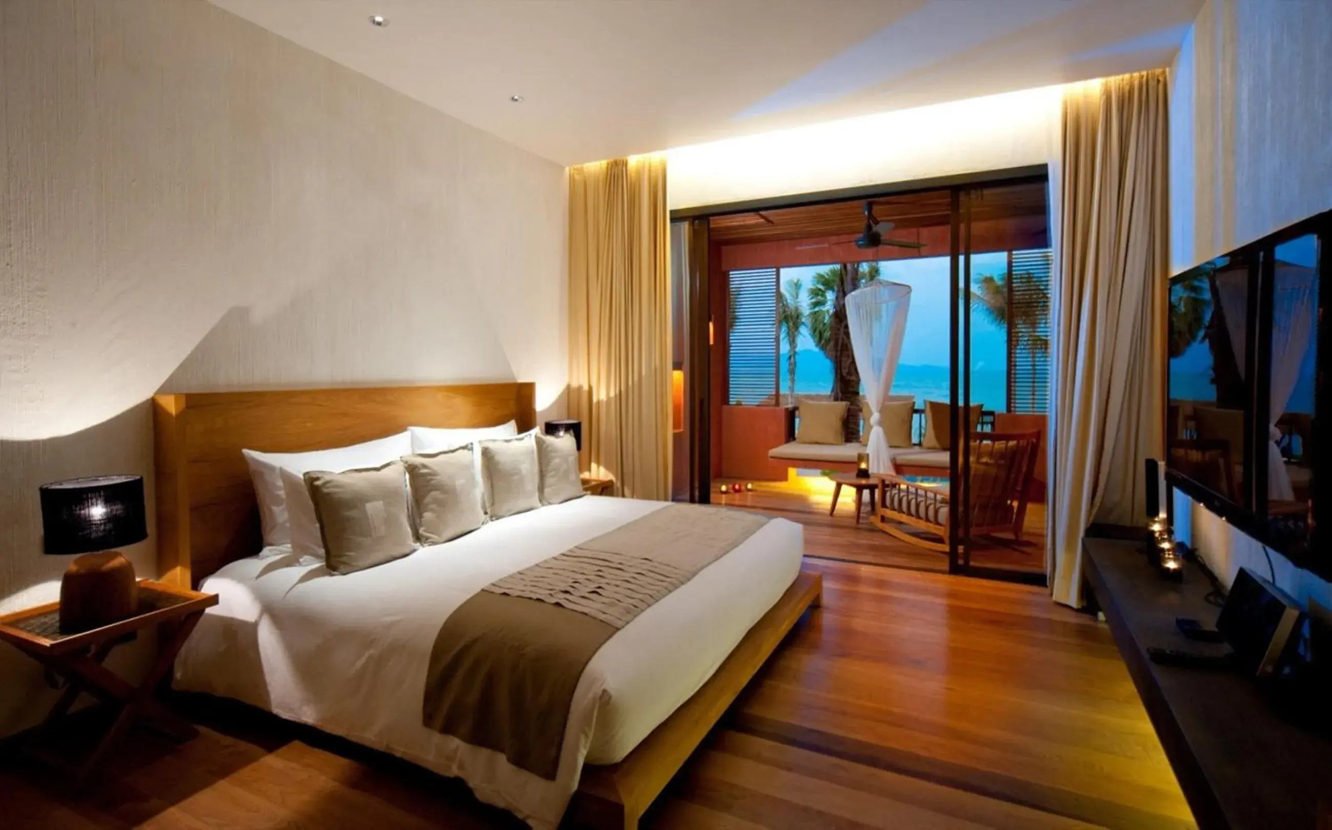 Photo of the whole room, Bed in Hansar Samui Resort & Spa - SHA Extra Plus Photo of the whole room, Bed in Hansar Samui Resort & Spa - SHA Extra Plus