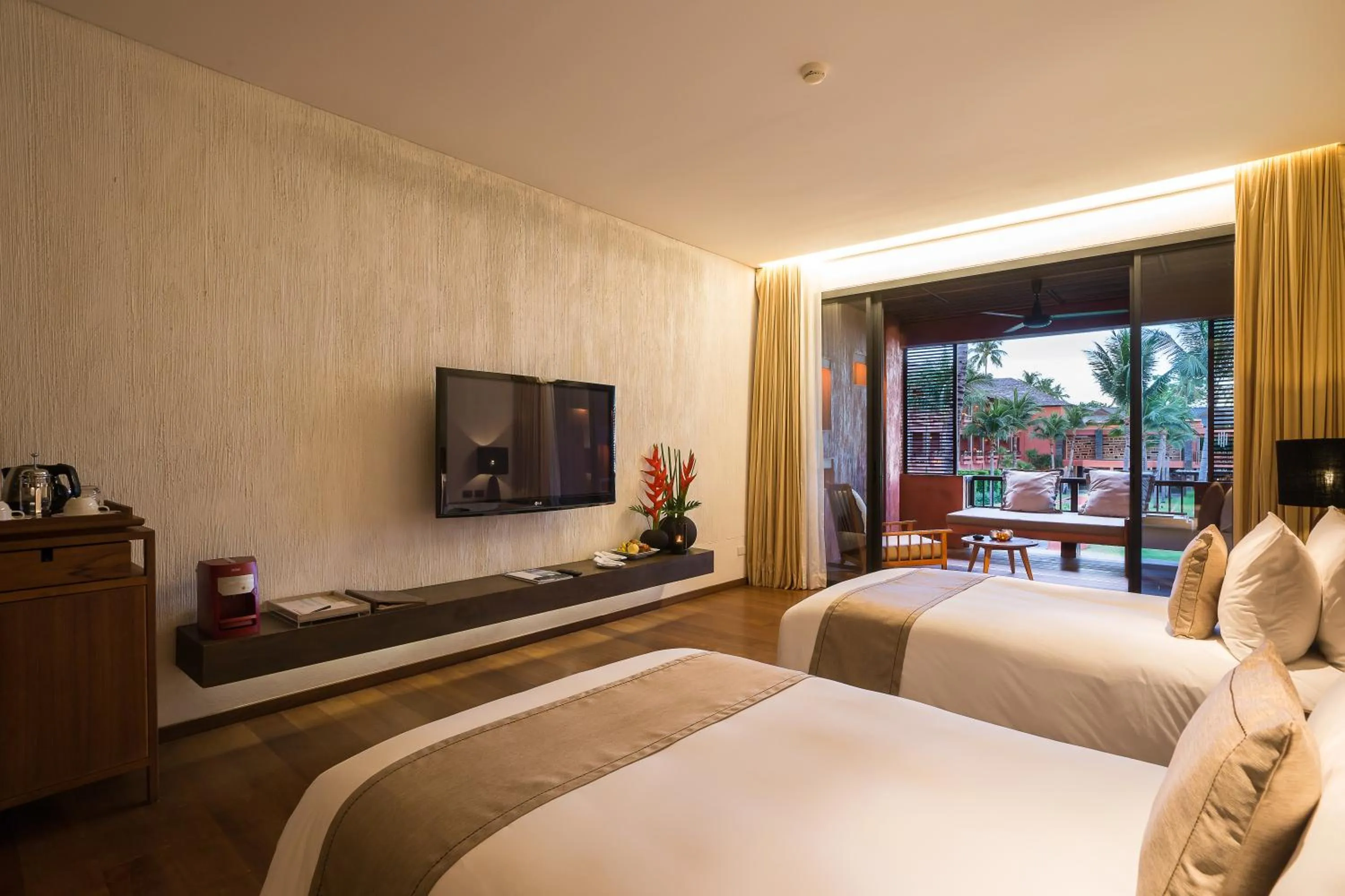 Bed in Hansar Samui Resort & Spa - SHA Extra Plus