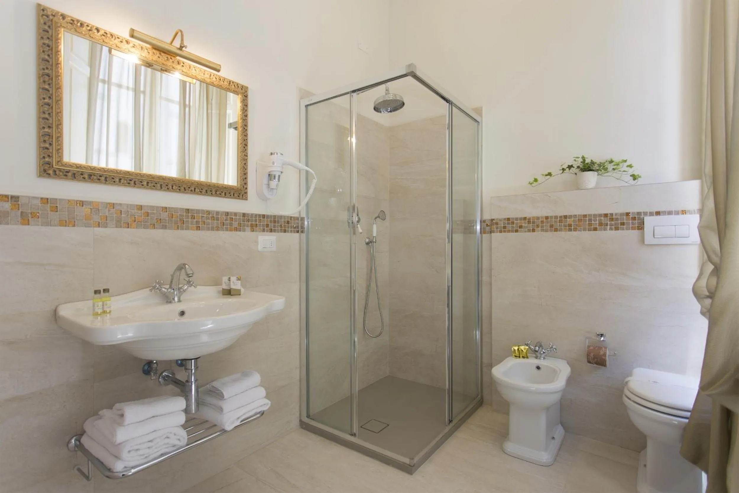 Bathroom in B&B Villa Anna