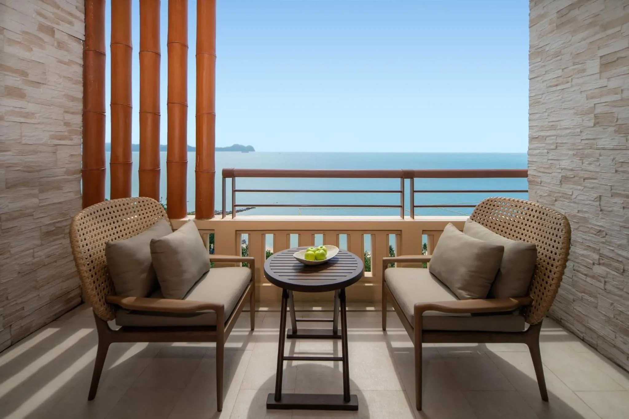 Photo of the whole room in Centara Grand Mirage Beach Resort Pattaya