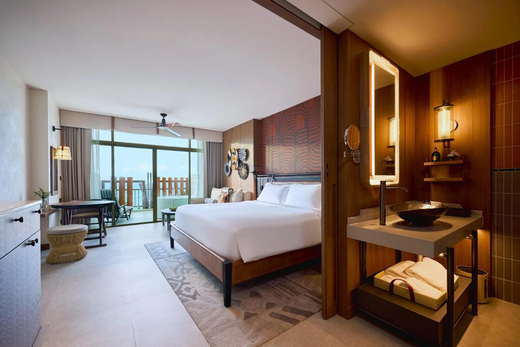 Photo of the whole room, Bed in Centara Grand Mirage Beach Resort Pattaya