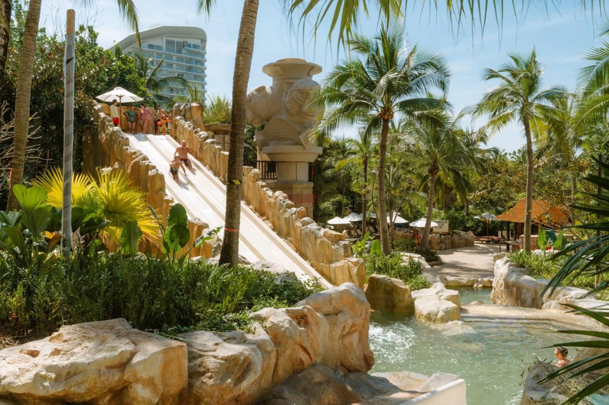 Swimming pool in Centara Grand Mirage Beach Resort Pattaya