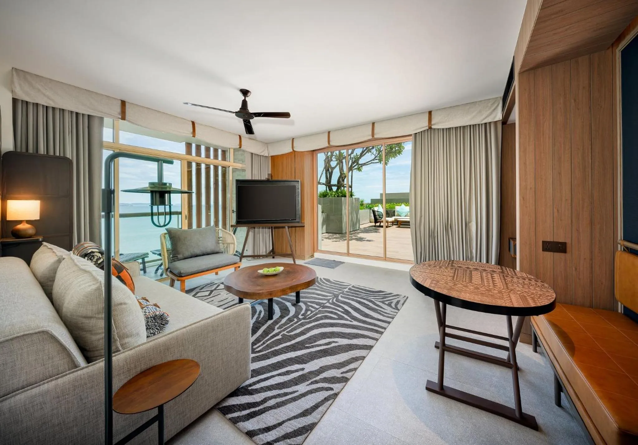 Photo of the whole room in Centara Grand Mirage Beach Resort Pattaya