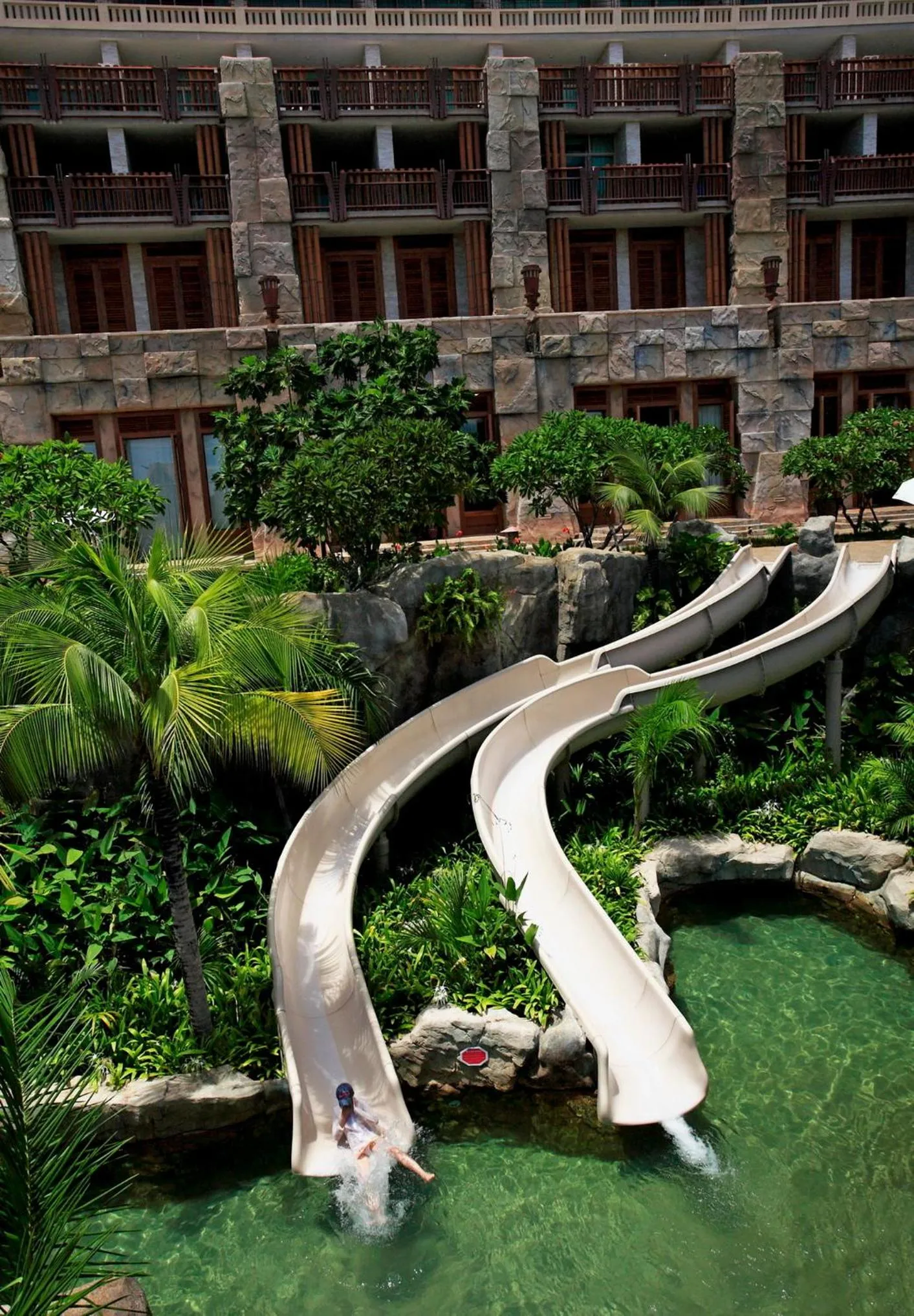 Swimming pool in Centara Grand Mirage Beach Resort Pattaya