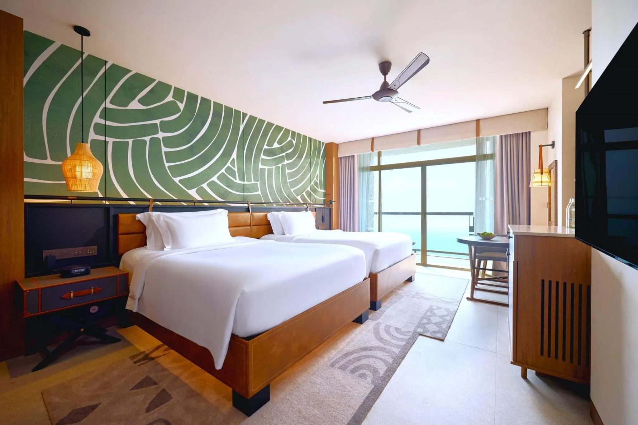 Photo of the whole room, Bed in Centara Grand Mirage Beach Resort Pattaya