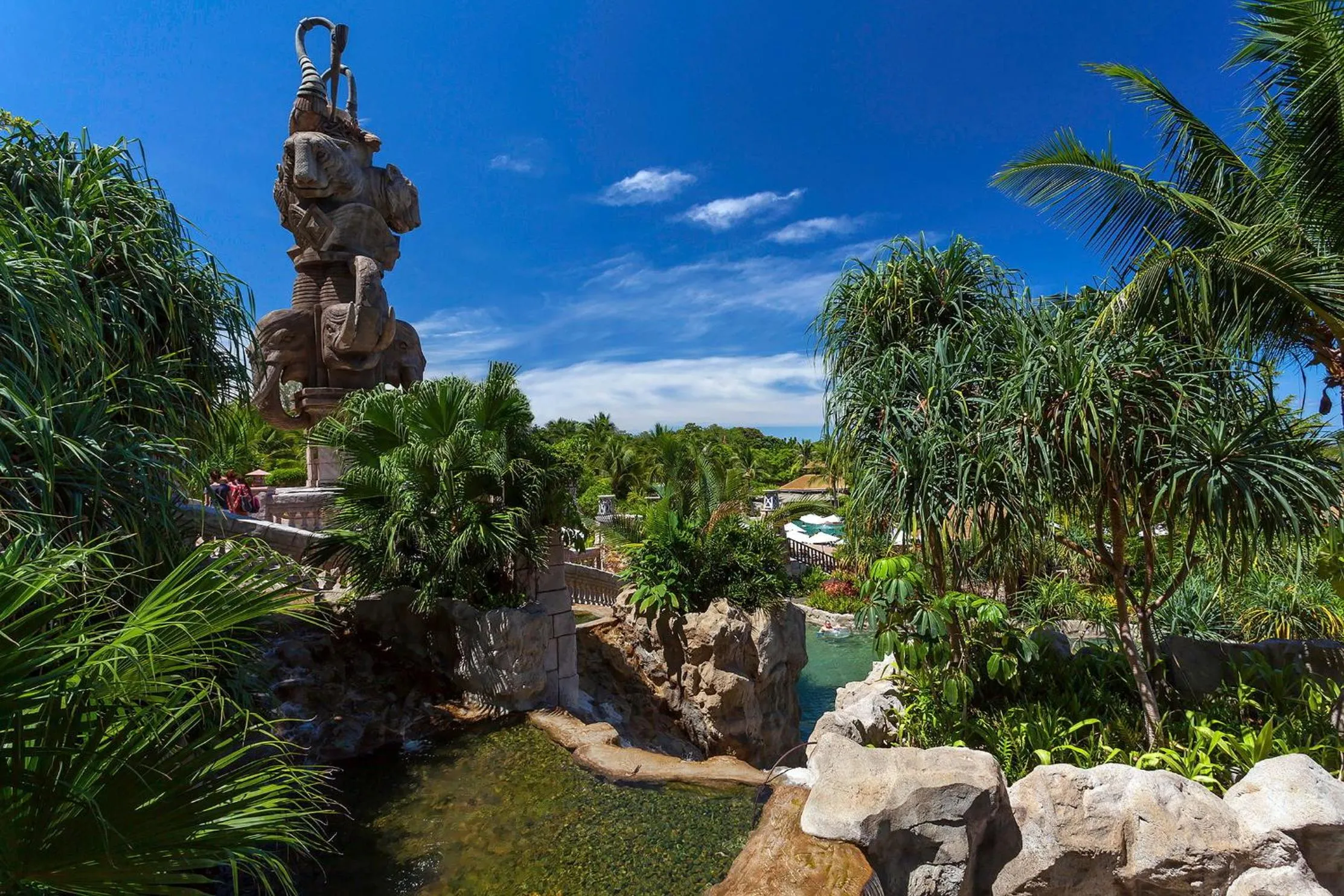 Swimming pool in Centara Grand Mirage Beach Resort Pattaya