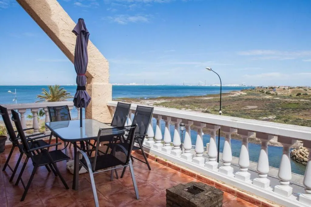 Balcony/Terrace in Apartamentos Turísticos Bahía Sur