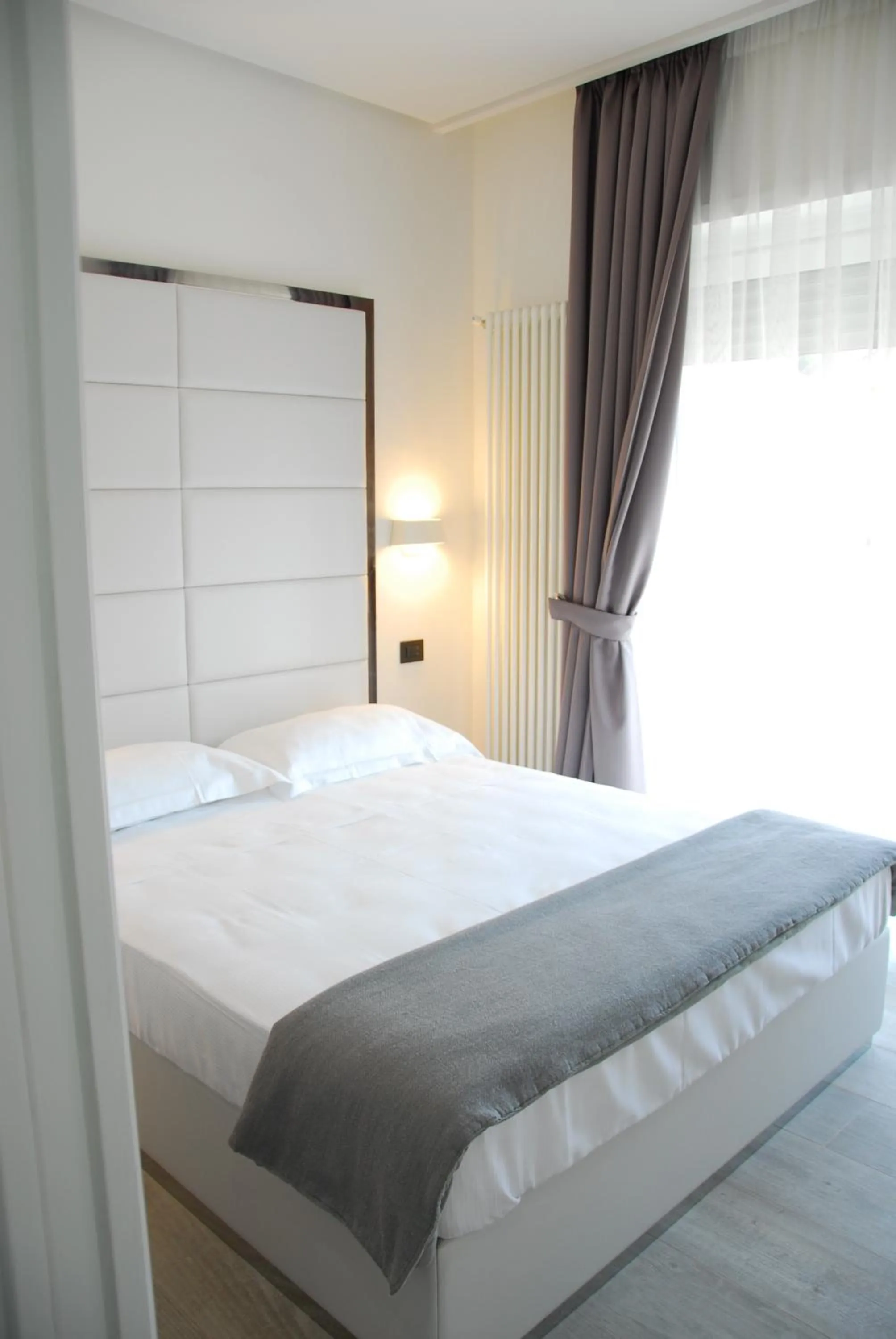 Bedroom, Bed in LHP Suite Rapallo