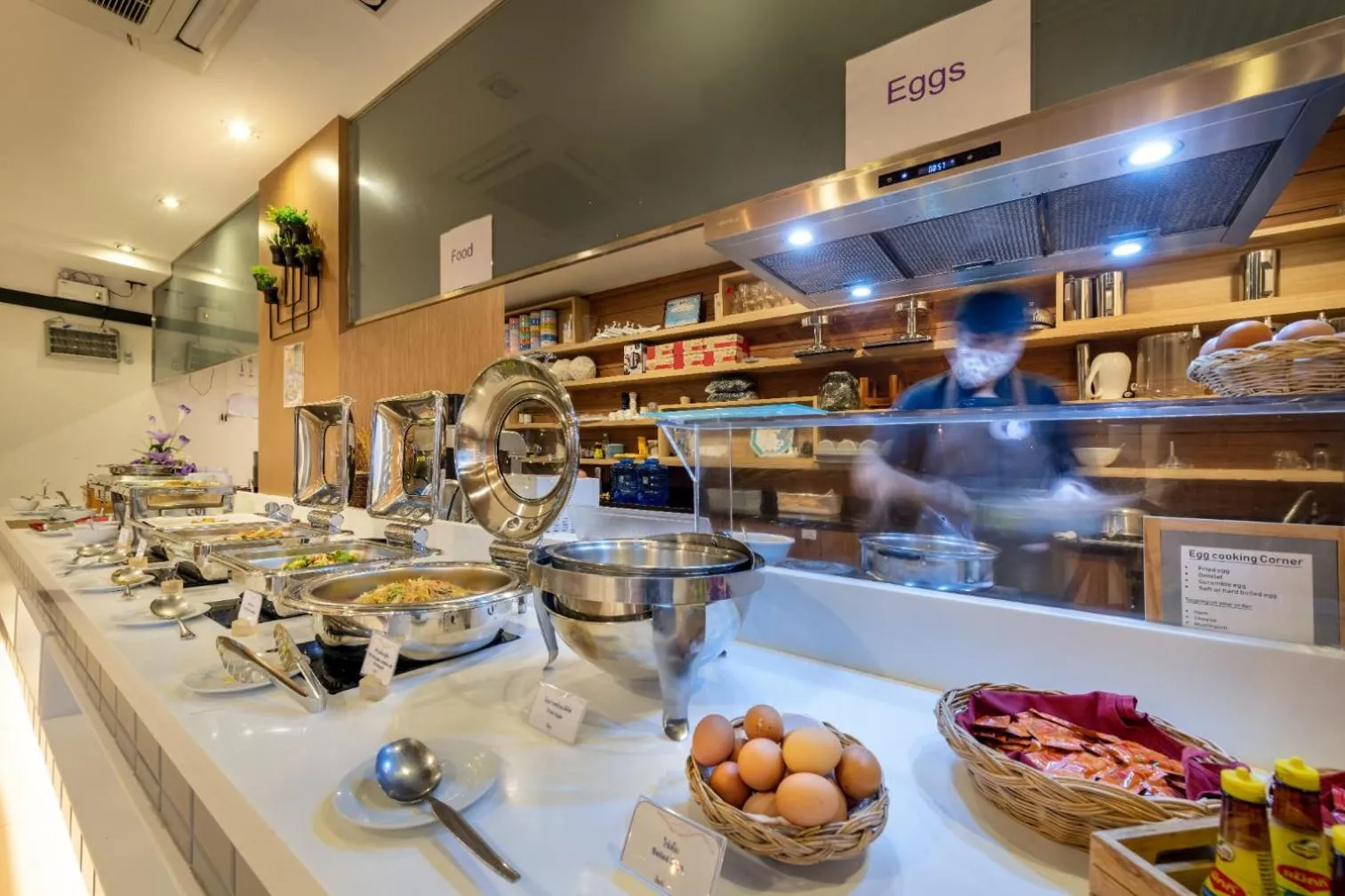 Restaurant/places to eat in PLAAI Prime Hotel Rayong SHA Extra Plus