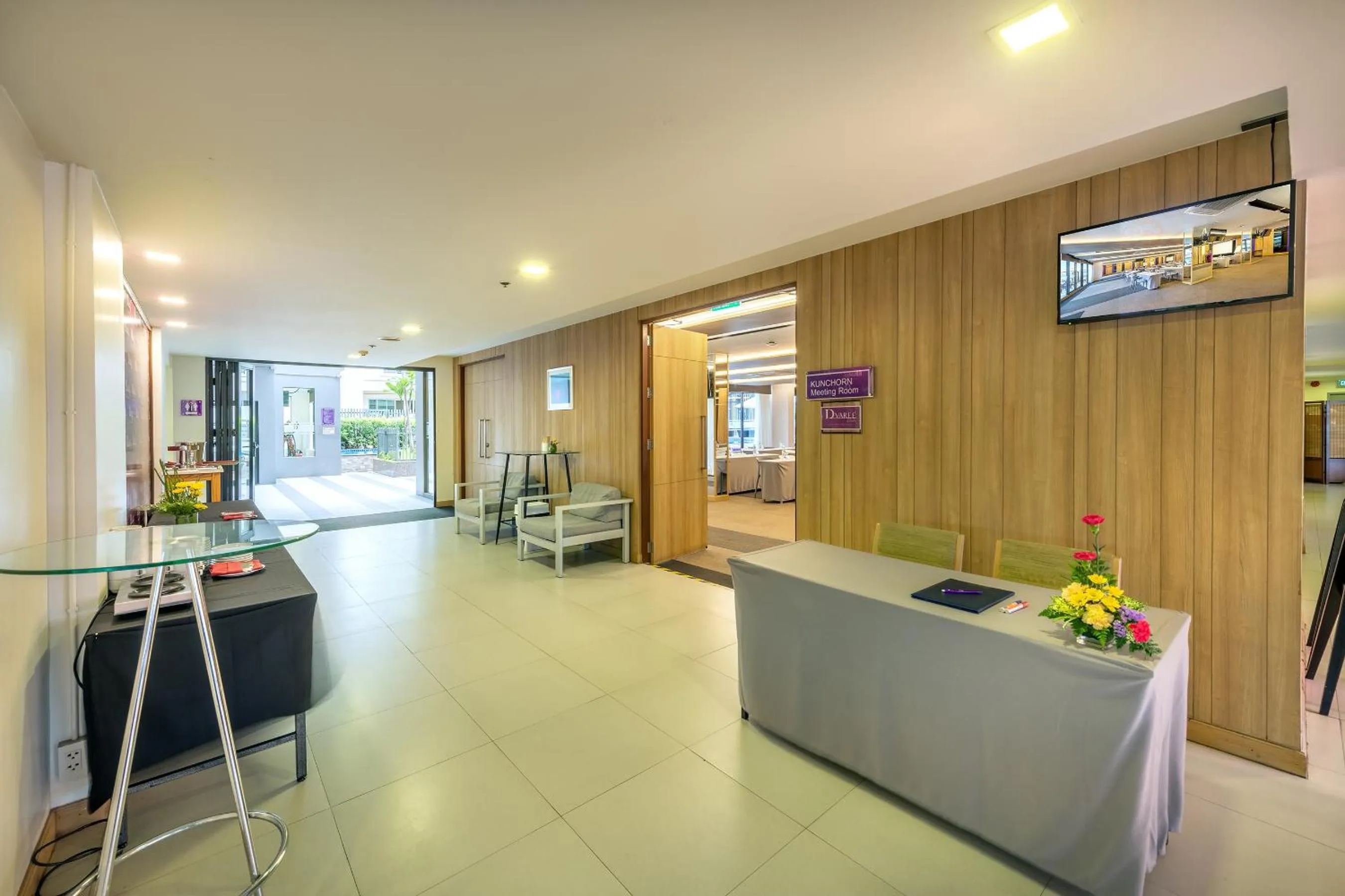 Business facilities in PLAAI Prime Hotel Rayong SHA Extra Plus