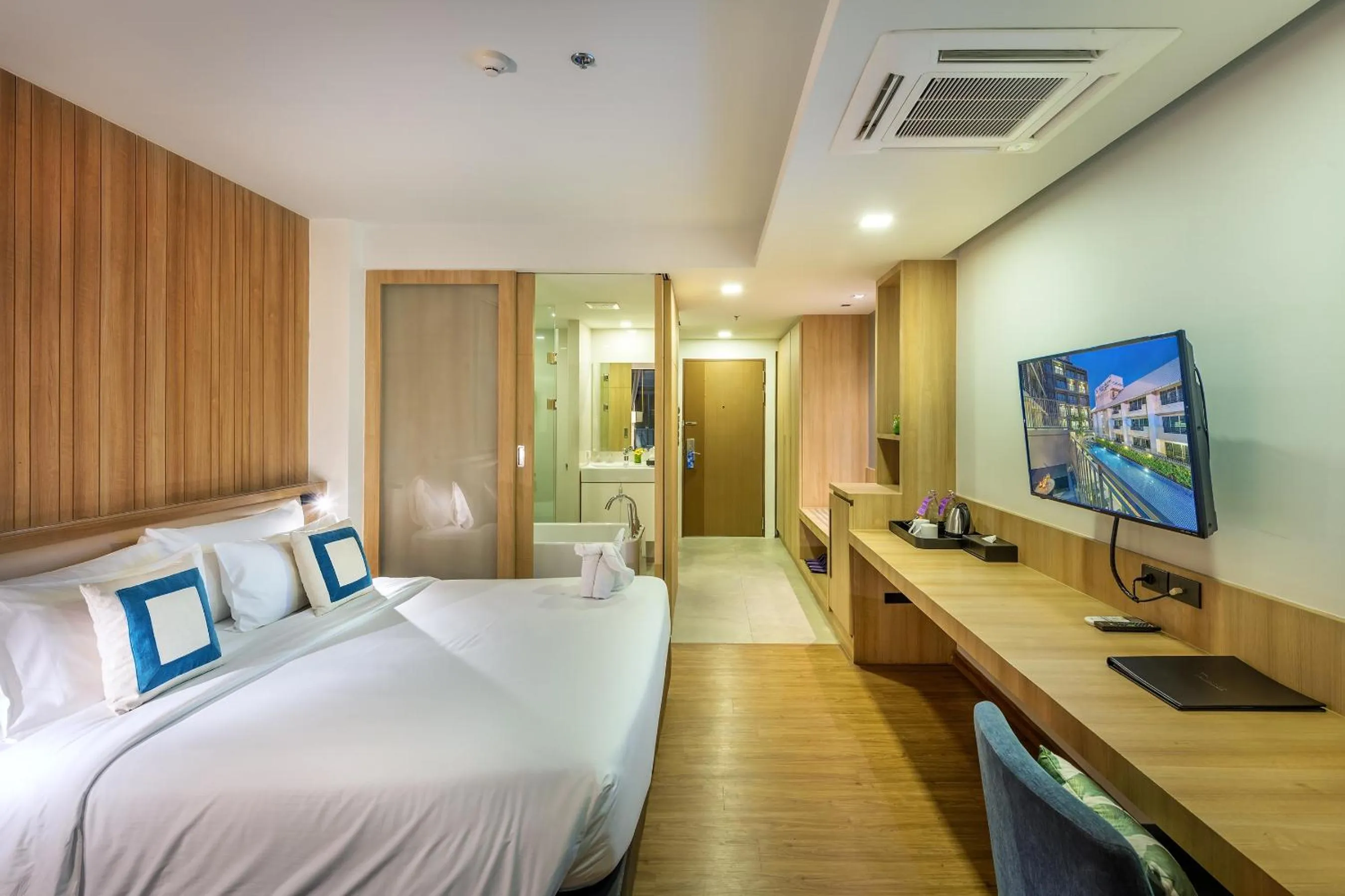 Photo of the whole room, Bed in PLAAI Prime Hotel Rayong SHA Extra Plus