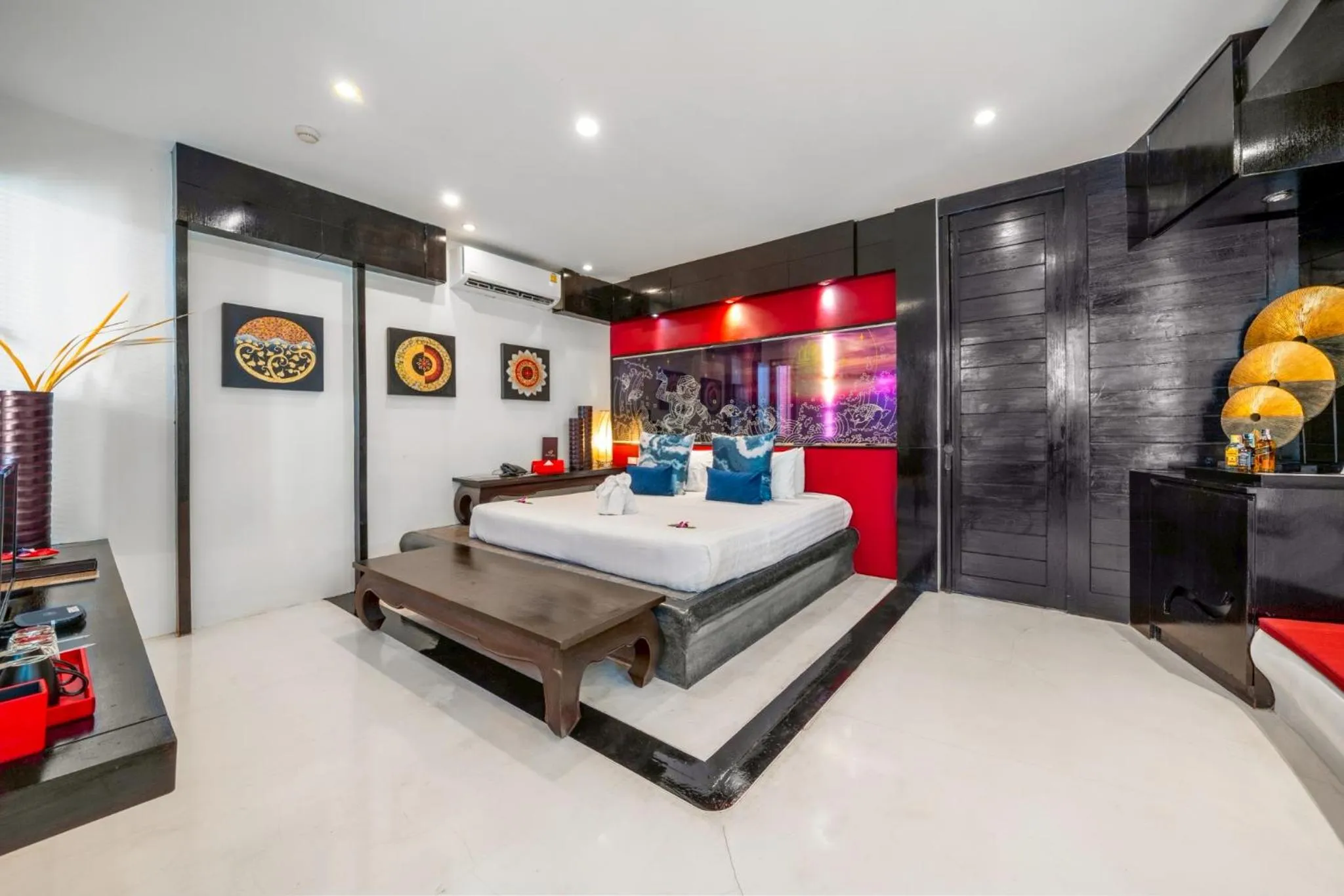 Photo of the whole room, Bed in Kirikayan Boutique Resort - SHA Extra Plus