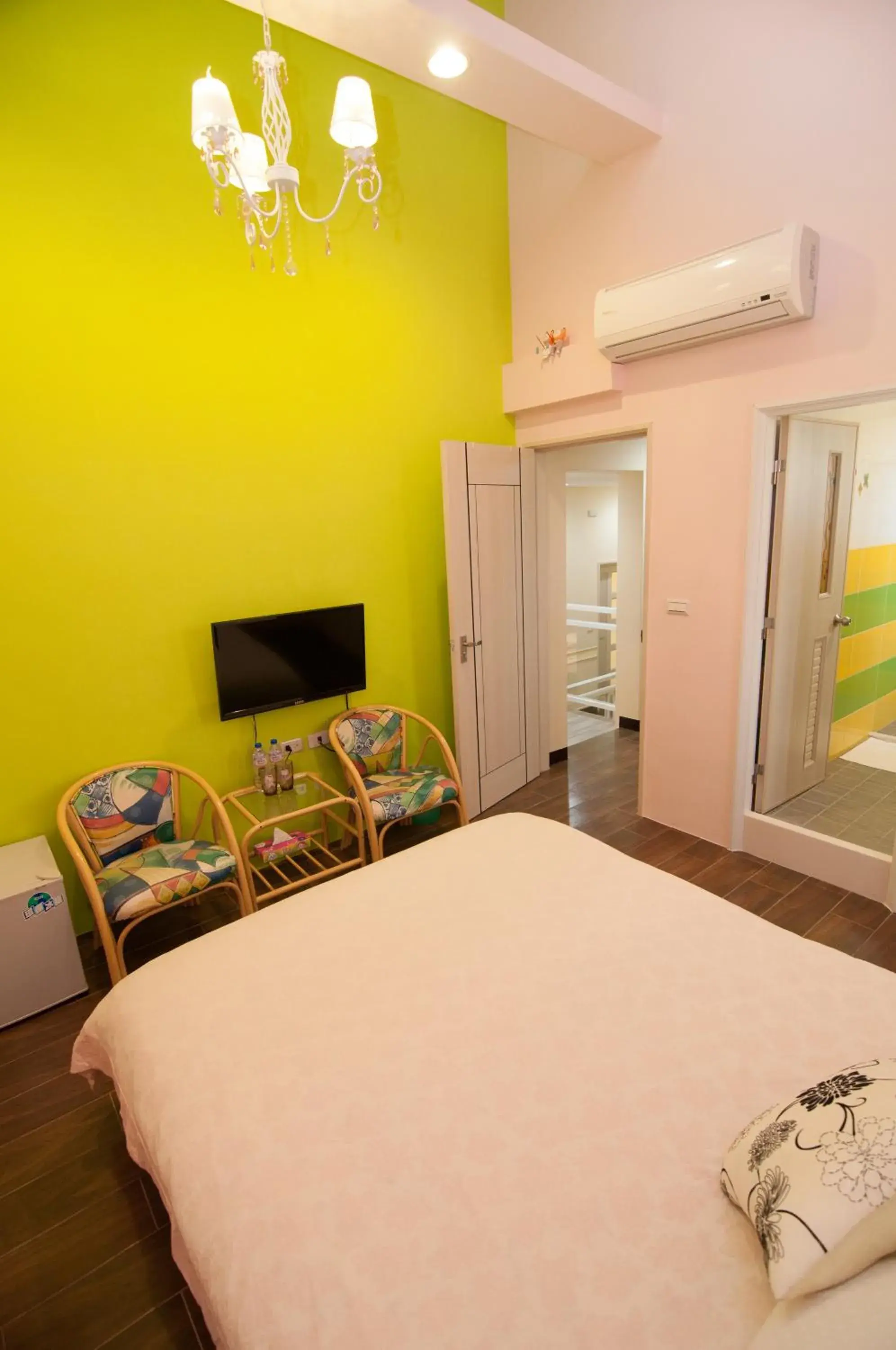 TV and multimedia, Bed in Dream Homestay TV and multimedia, Bed in Dream Homestay