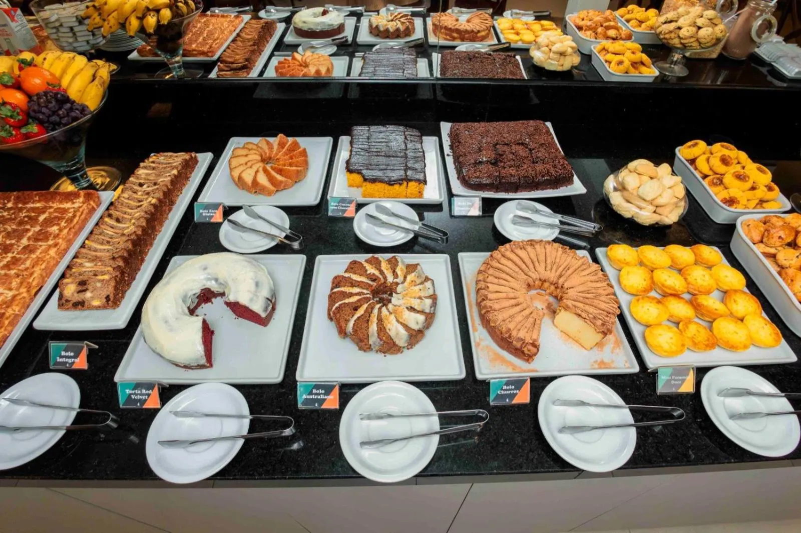 Buffet breakfast in Hotel Évora by Rede Sagres