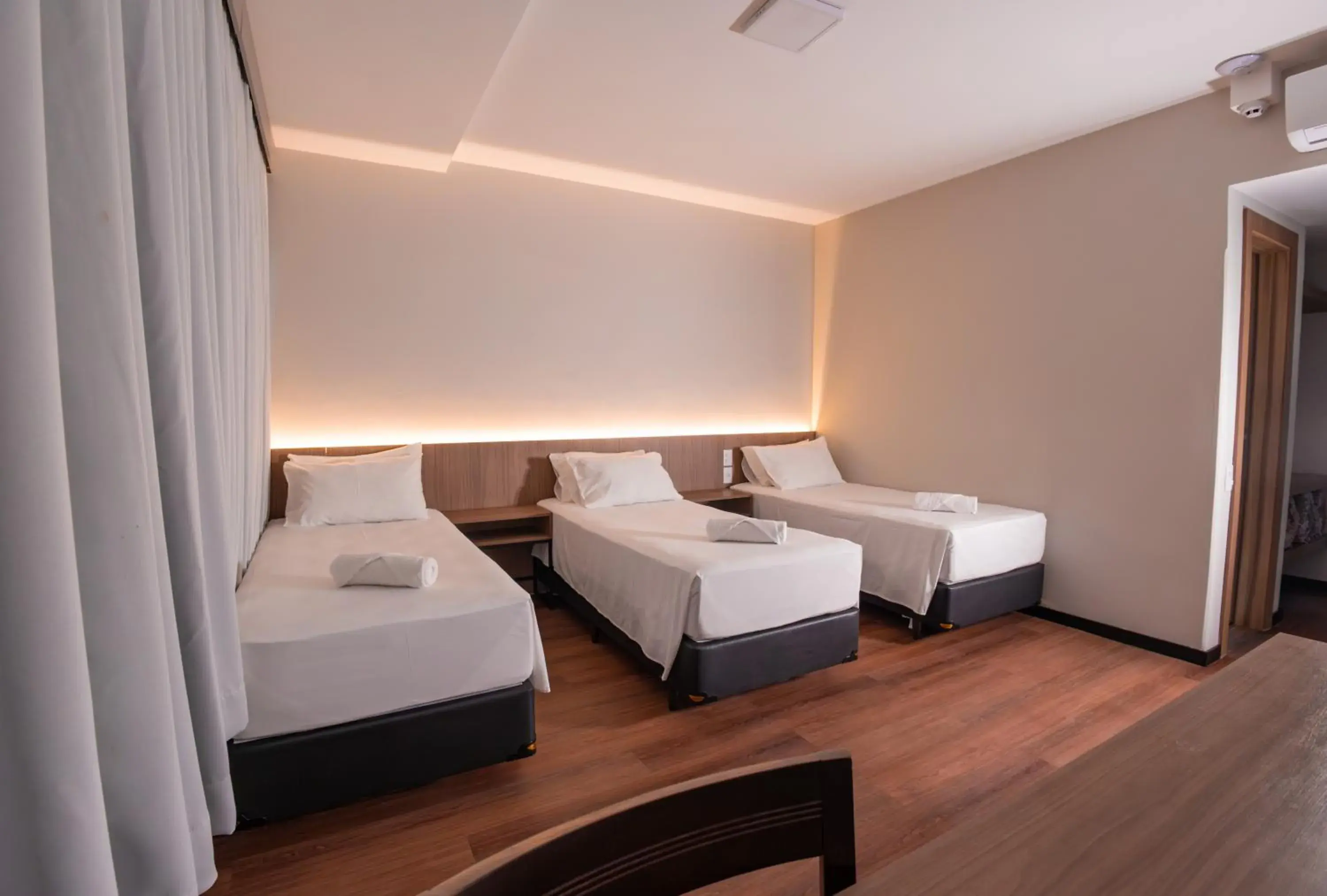 Bedroom, Bed in Hotel Évora by Rede Sagres Bedroom, Bed in Hotel Évora by Rede Sagres