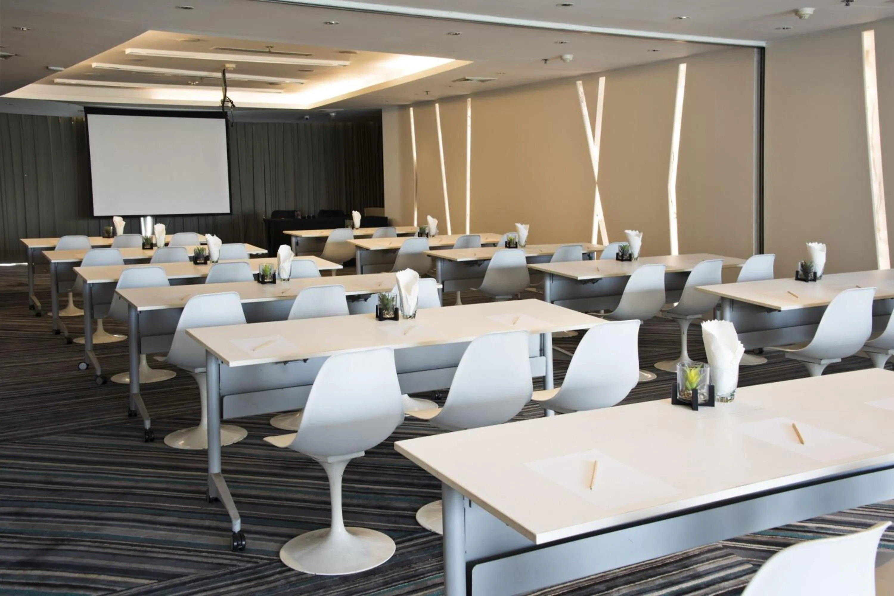 Meeting/conference room in Hotel Baraquda Heeton Pattaya by Compass Hospitality