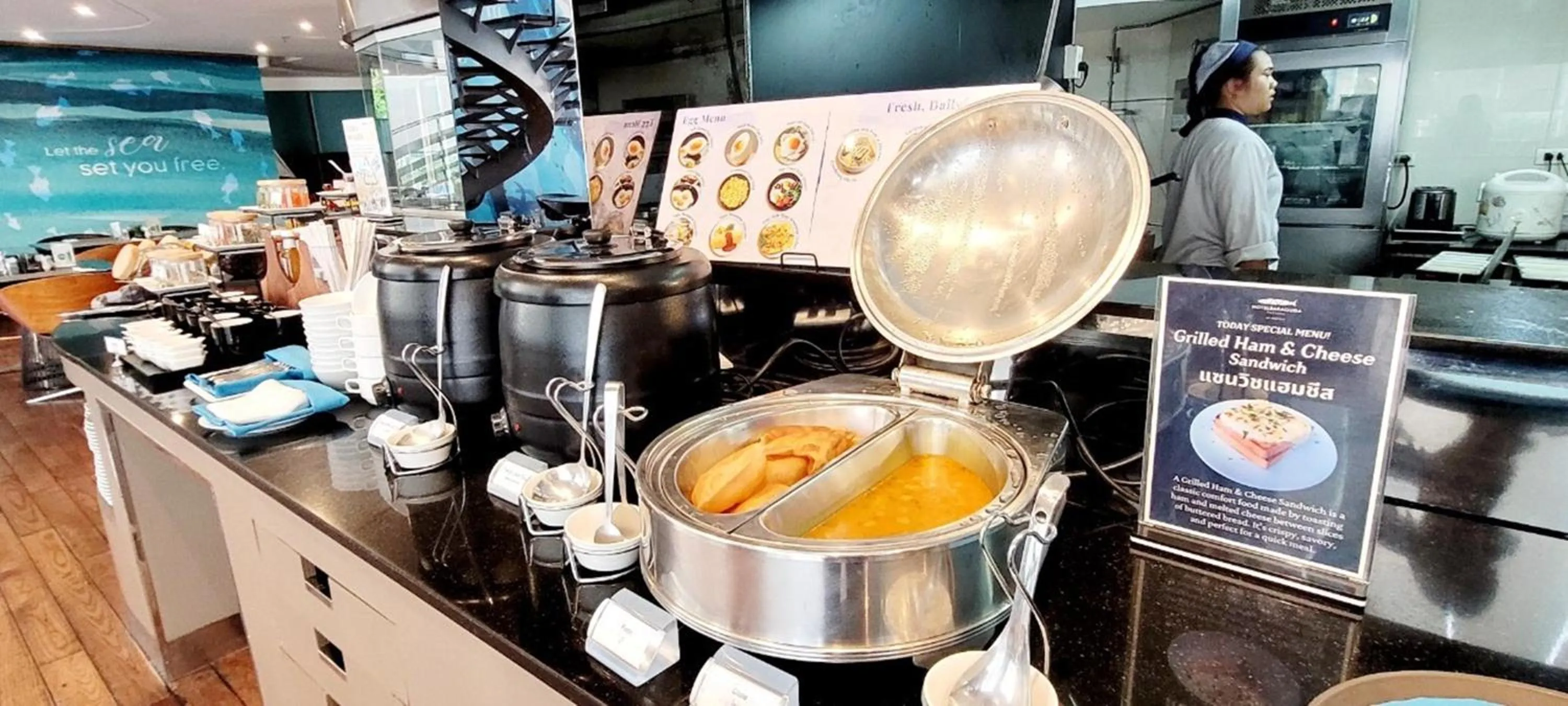 Breakfast in Hotel Baraquda Heeton Pattaya by Compass Hospitality