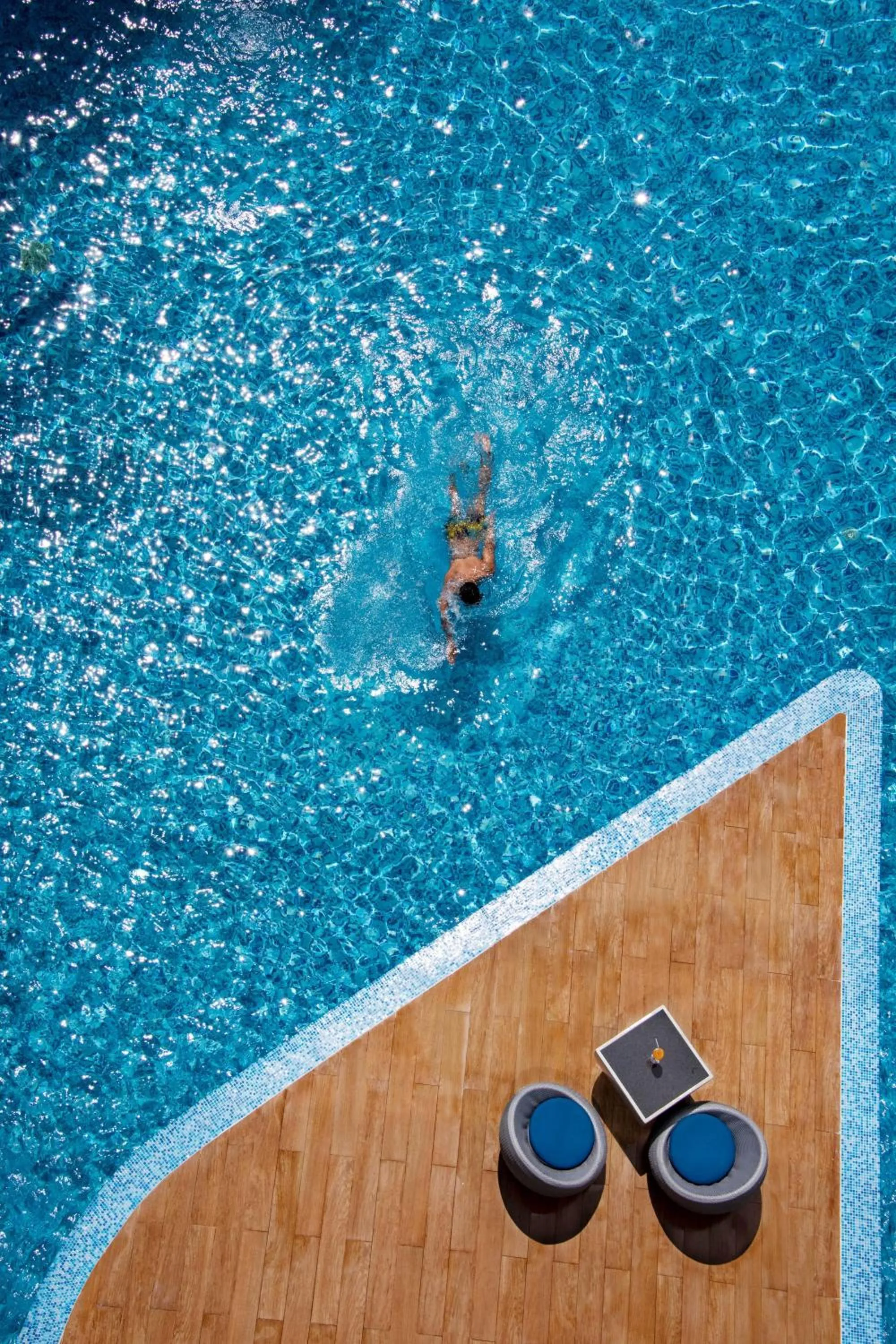 Swimming pool in Hotel Baraquda Heeton Pattaya by Compass Hospitality