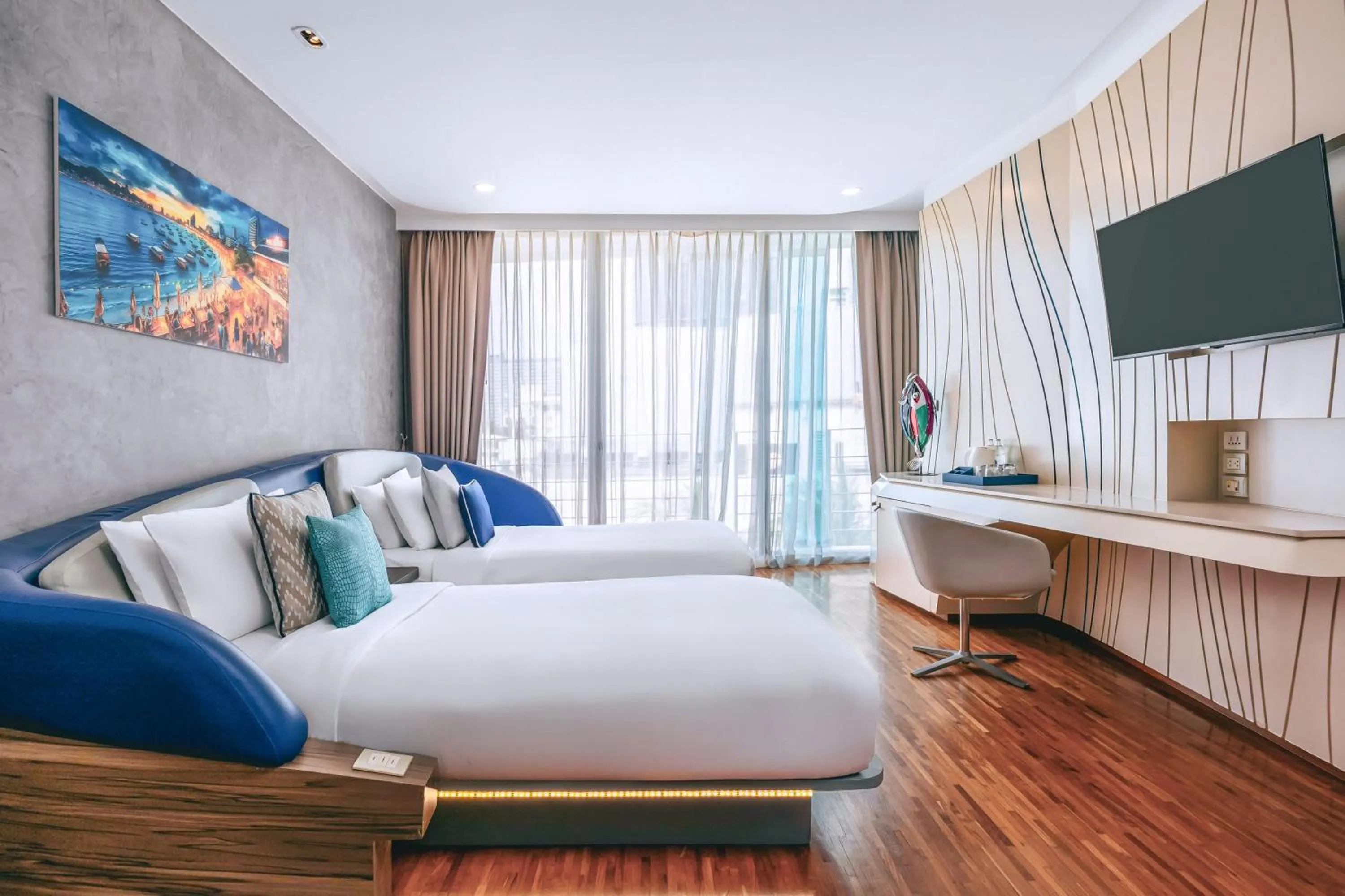 Bed in Hotel Baraquda Heeton Pattaya by Compass Hospitality