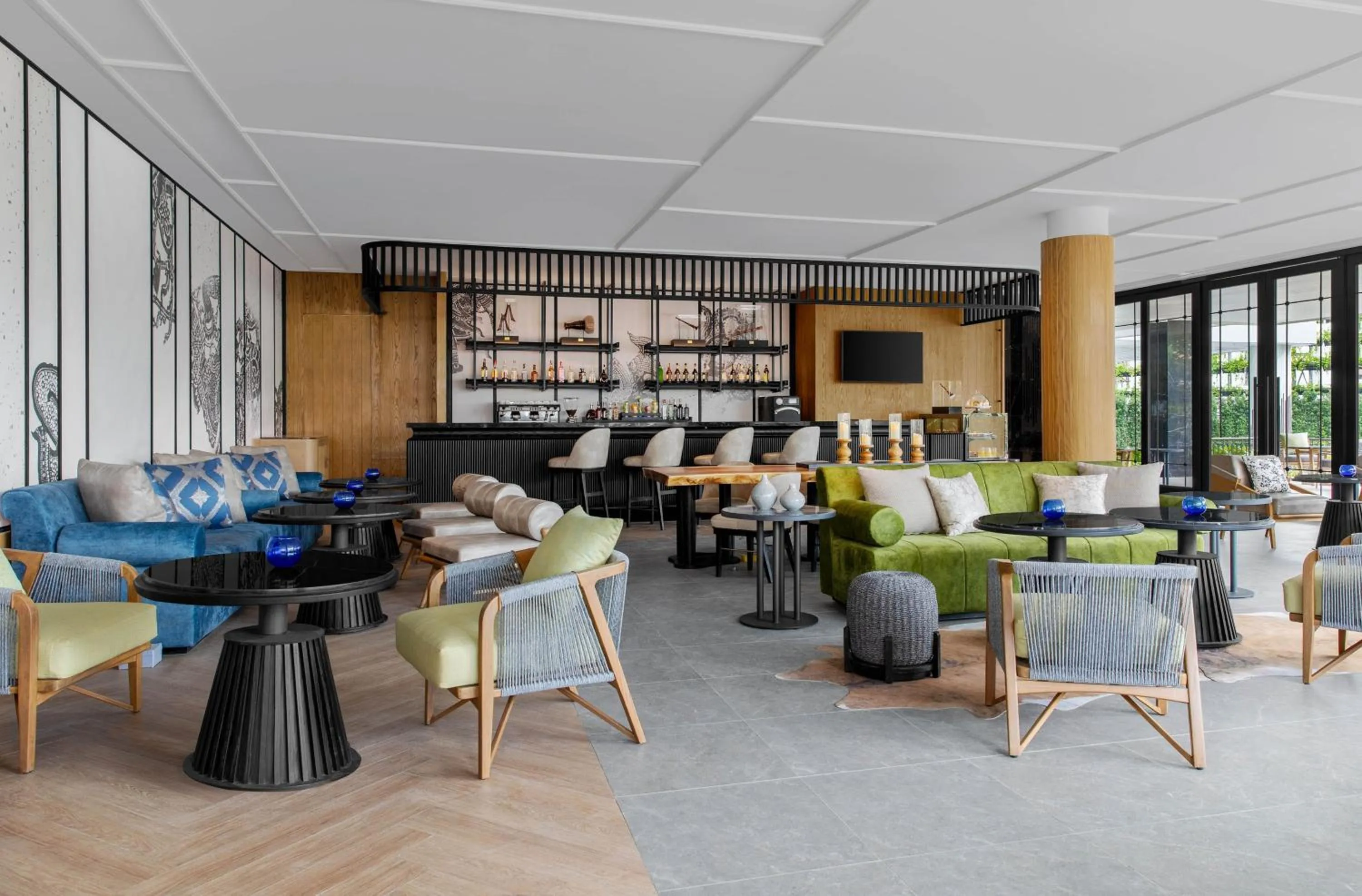 Lounge or bar in Courtyard by Marriott Phuket Town
