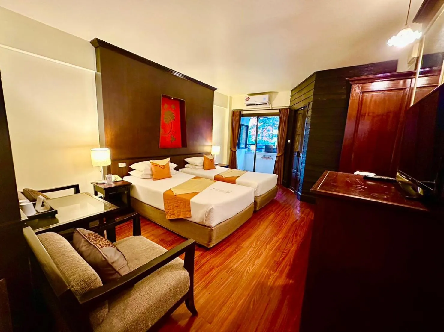 Bed in Chiangmai Gate Hotel