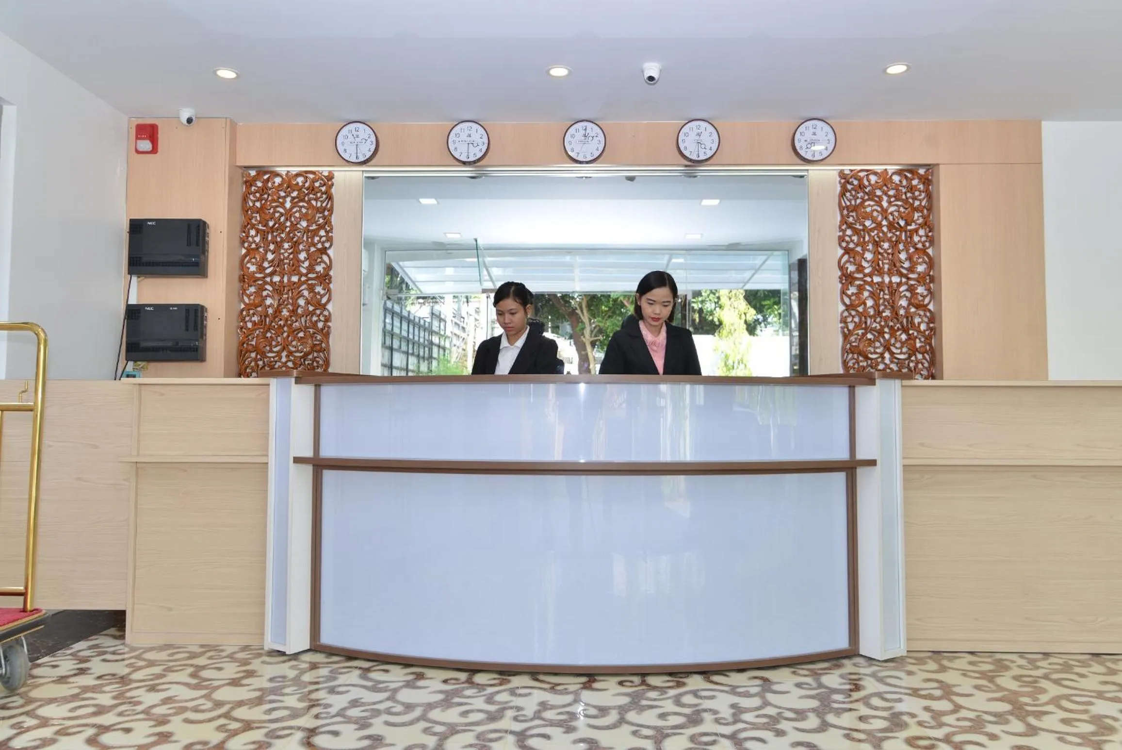 Lobby or reception in Serene Valley Hotel