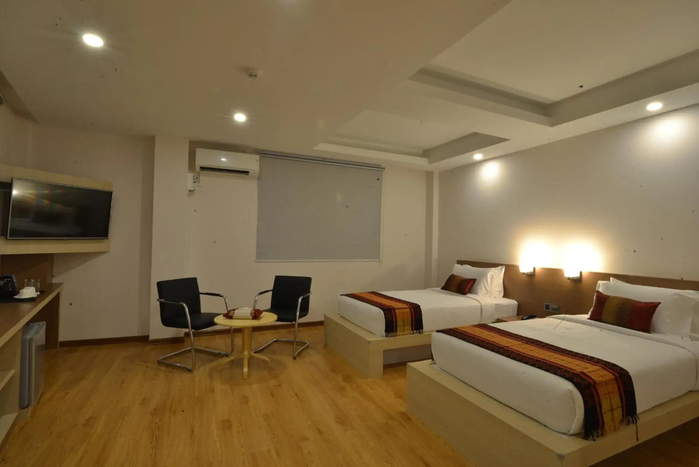 Deluxe Twin Room in Serene Valley Hotel Deluxe Twin Room in Serene Valley Hotel