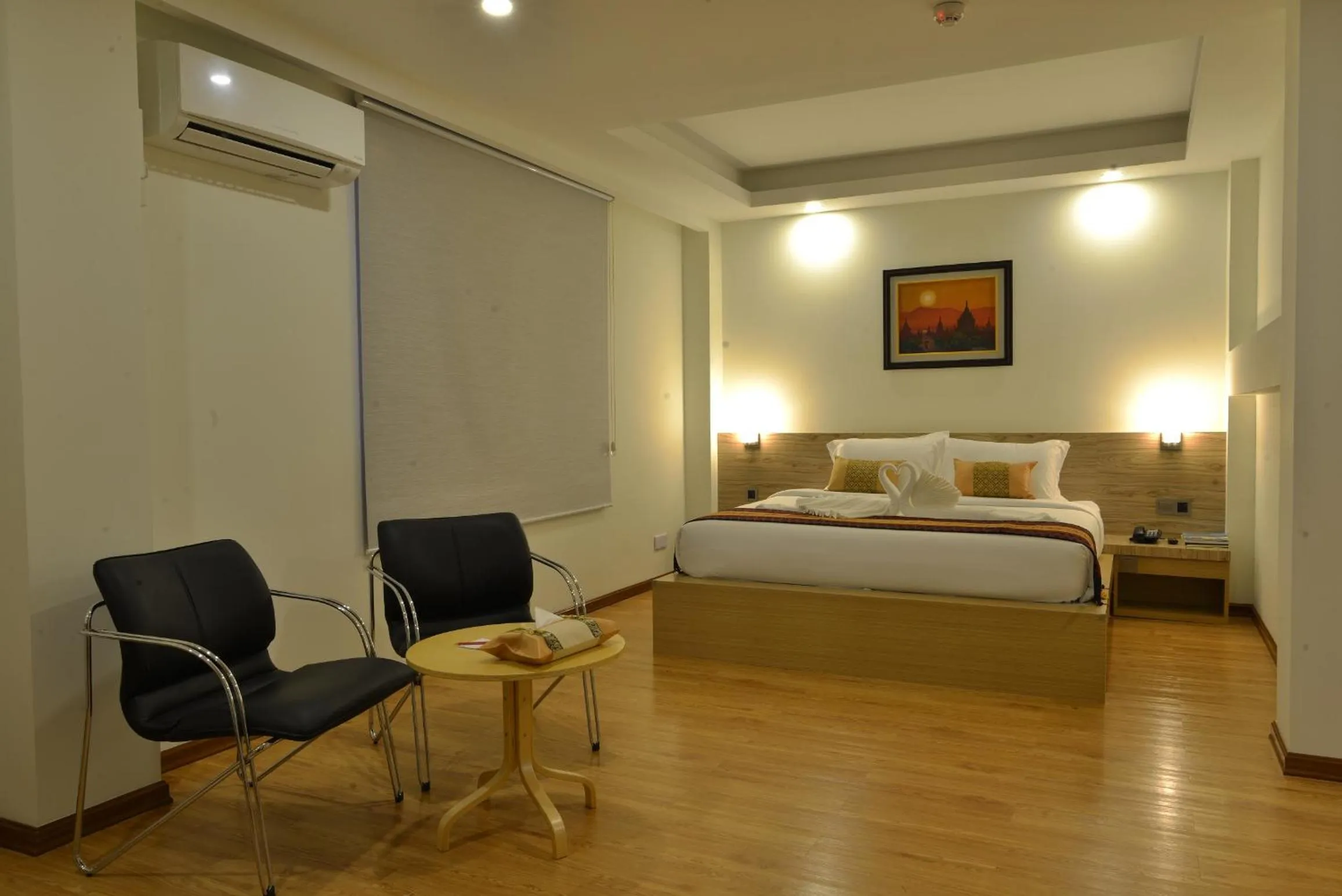 Bedroom, Bed in Serene Valley Hotel