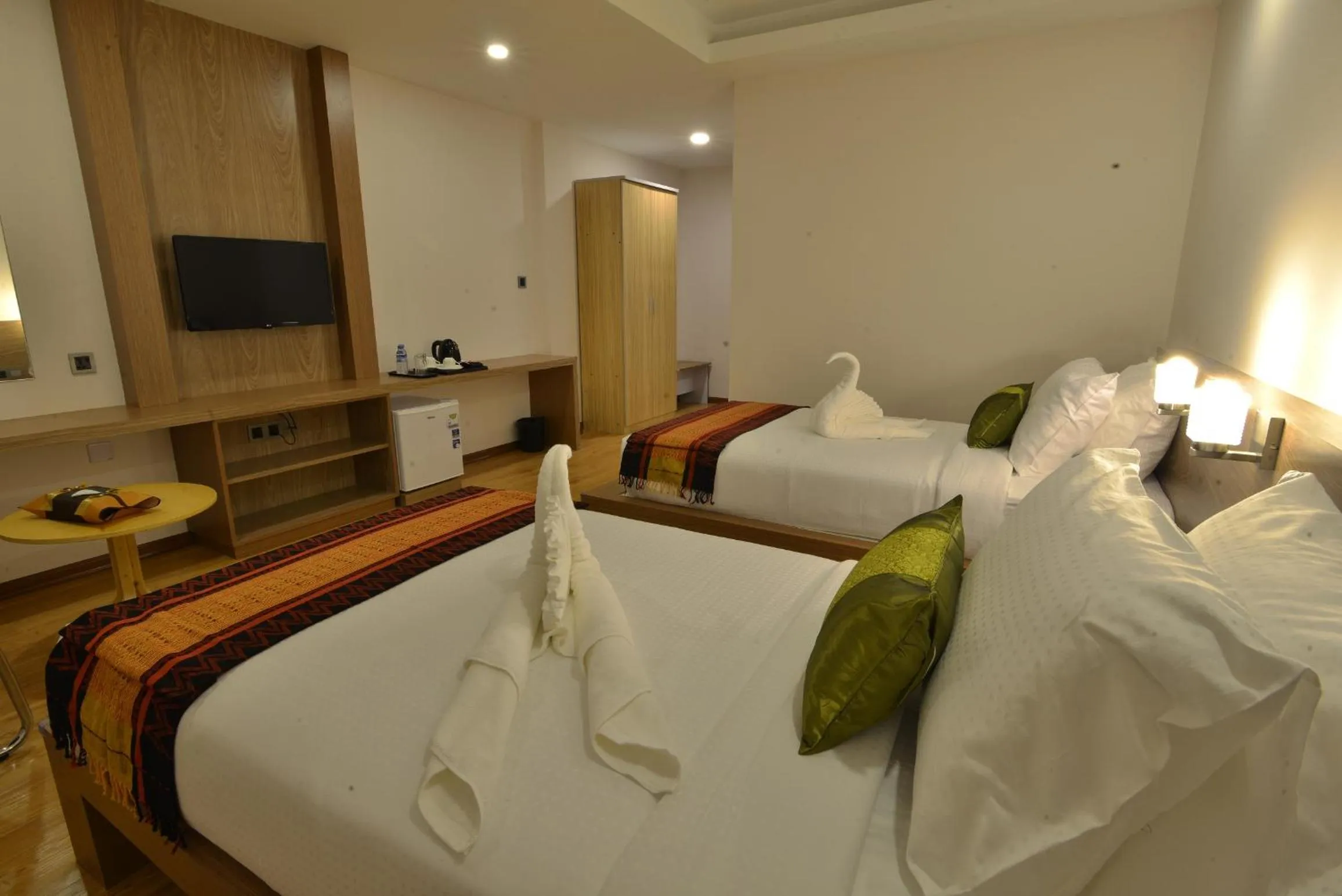 Bedroom, Bed in Serene Valley Hotel