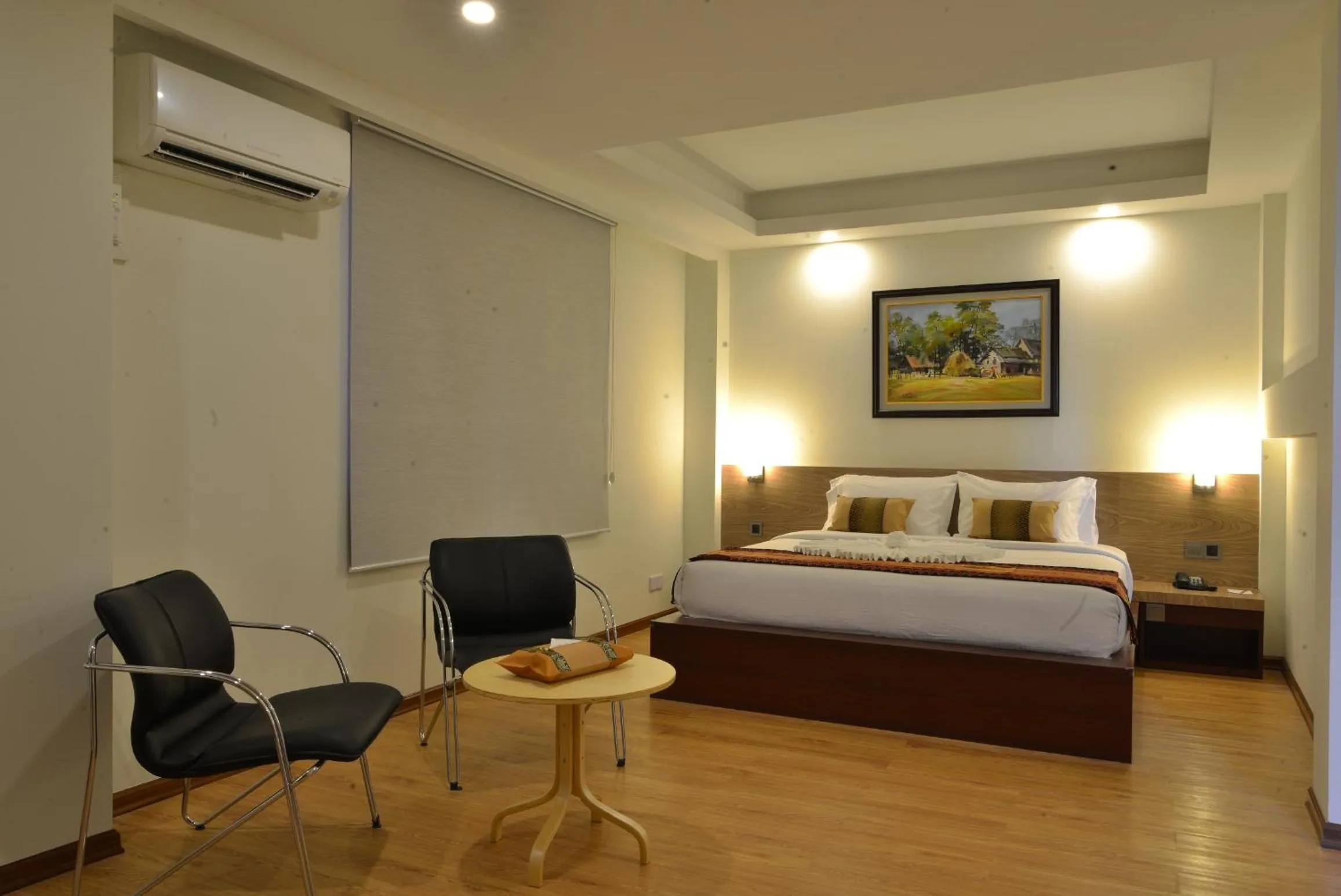 Bedroom, Bed in Serene Valley Hotel